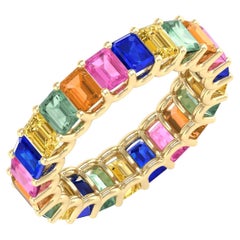 Anillo solitario multiesfiro de oro amarillo de 18 quilates y 5,39 quilates