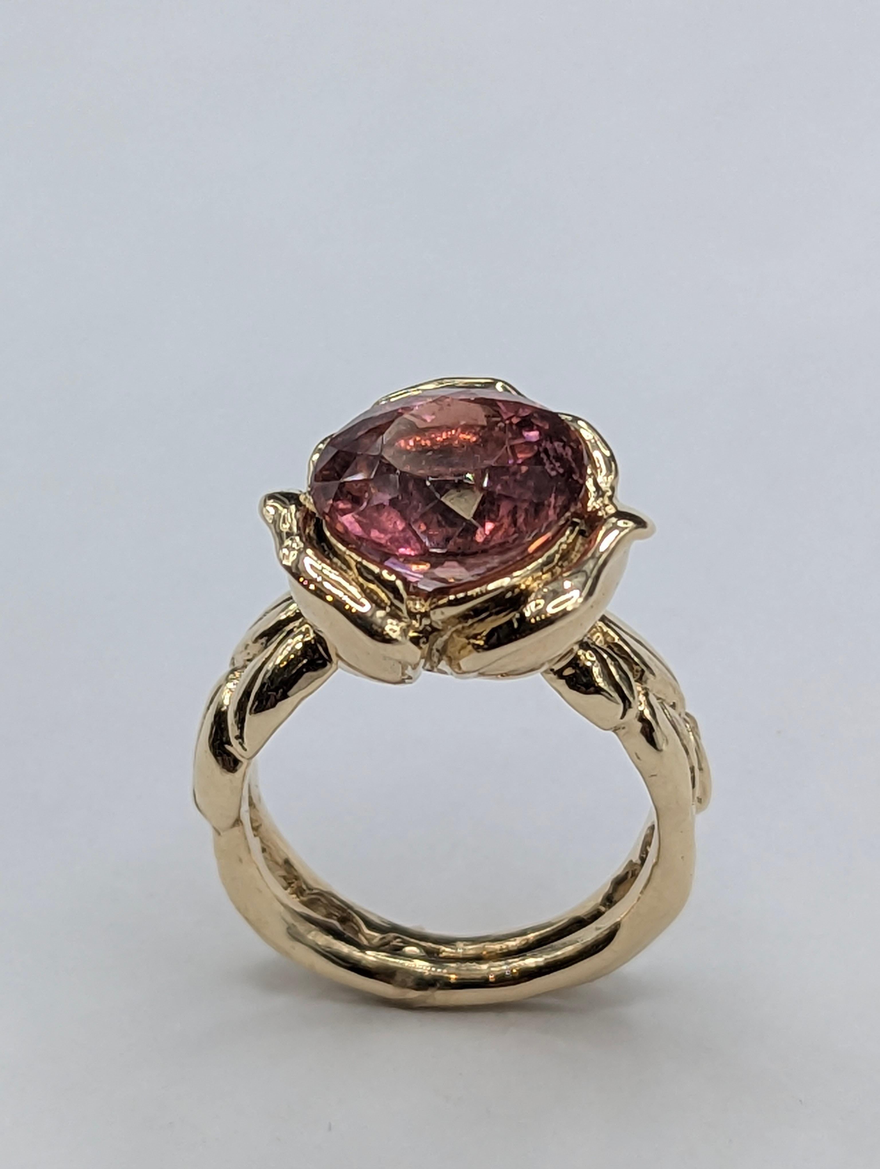 En venta: Oro amarillo de 18 quilates 5,71 quilates  Anillo Rosa Turmalina Rosa  8