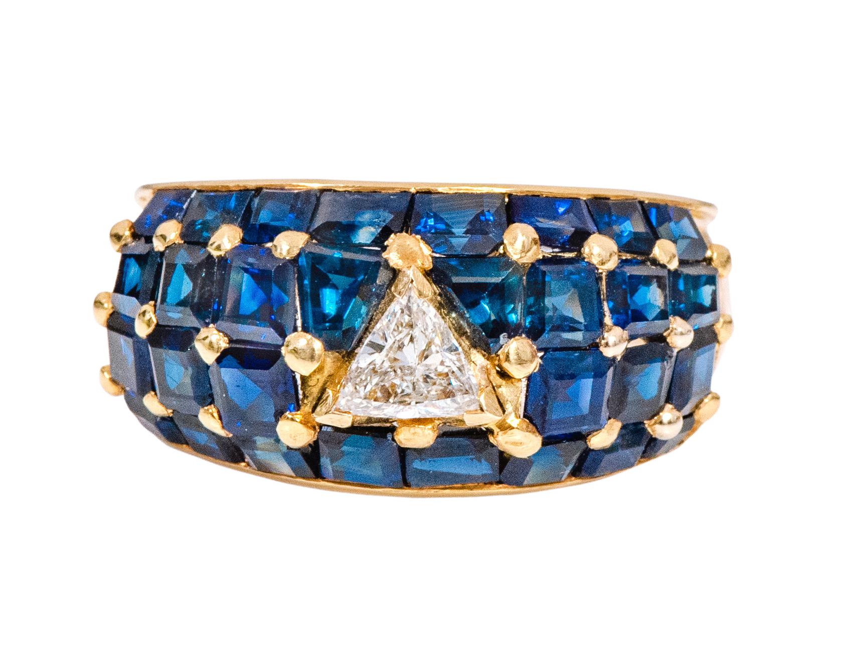 Women's 18 Karat Yellow Gold 6.20 Carat Diamond and Sapphire Statement Ring For Sale