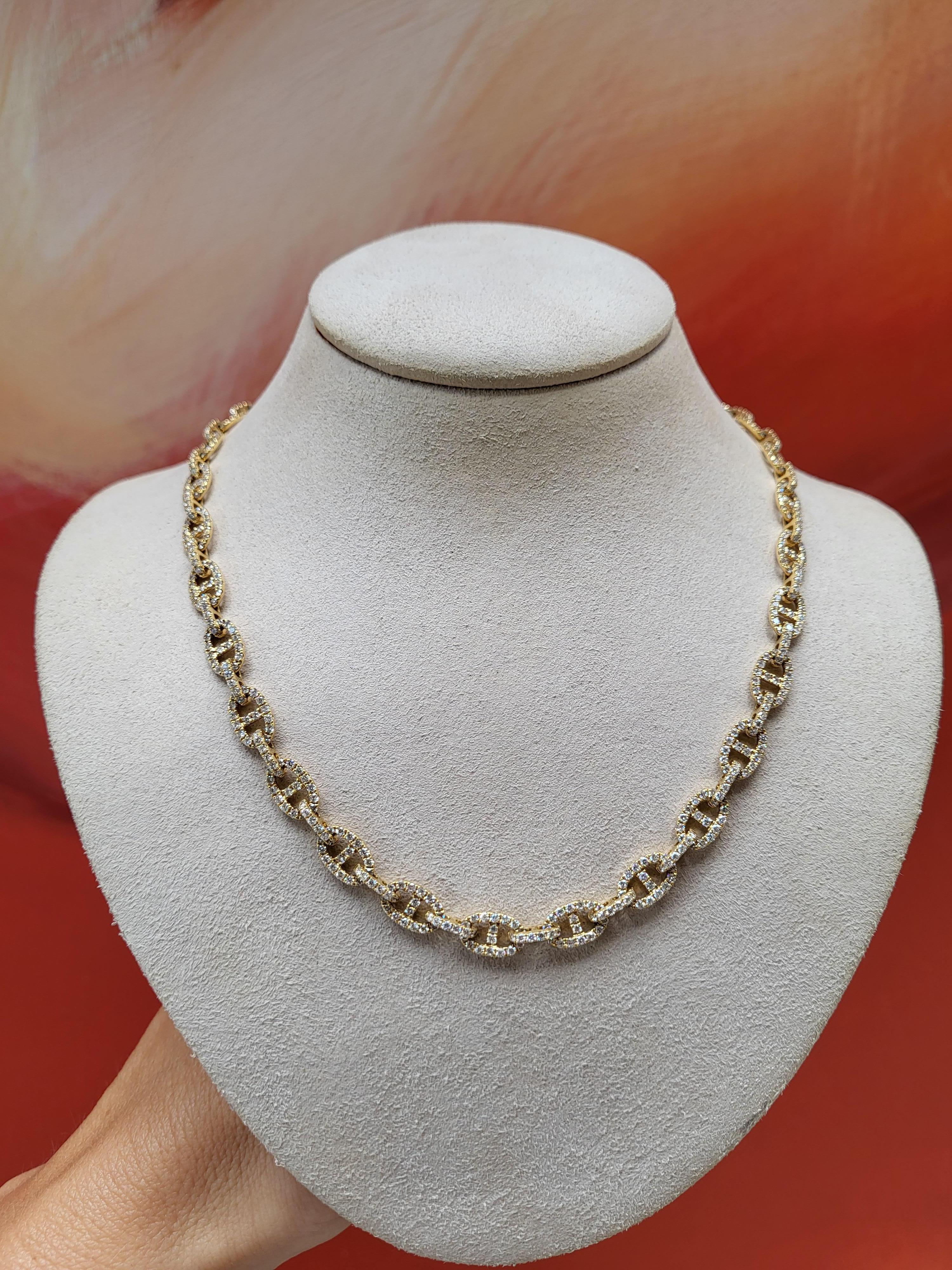 18 Karat Yellow Gold 6.22 Carat Total Weight Round Diamond Link Necklace For Sale 2