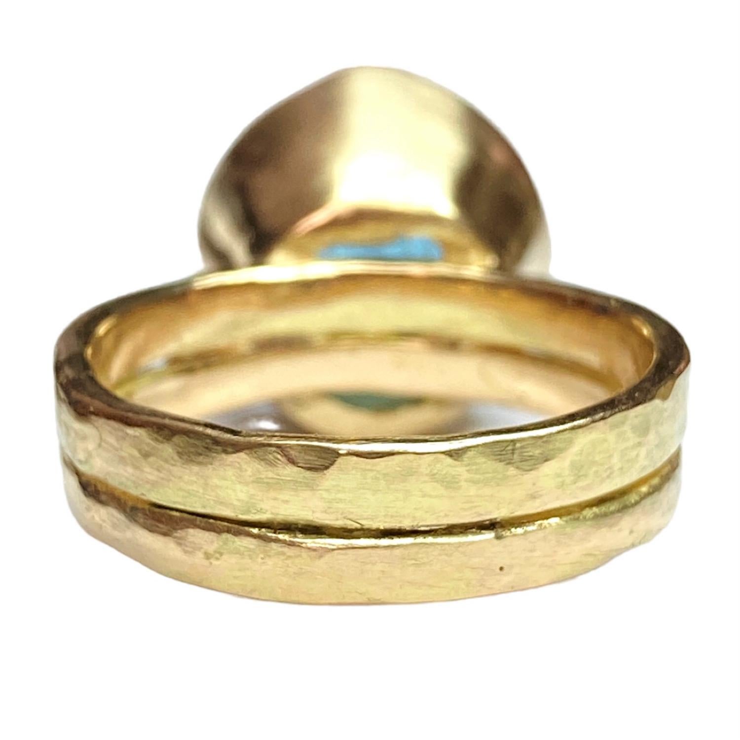 18 Karat Yellow Gold 6.58 Carat Round Aquamarine Ring For Sale 2