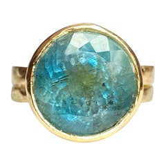 18 Karat Yellow Gold 6.58 Carat Round Aquamarine Ring