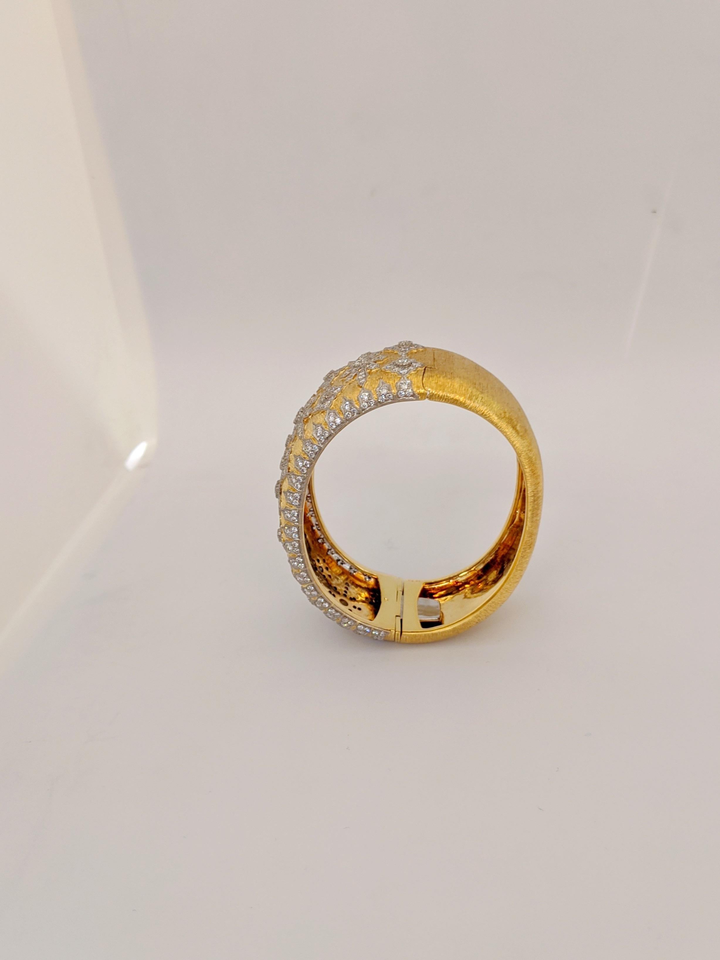 18 Karat Yellow Gold and 6.71 Carat Diamond Renaissance Style Cuff Bracelet 4