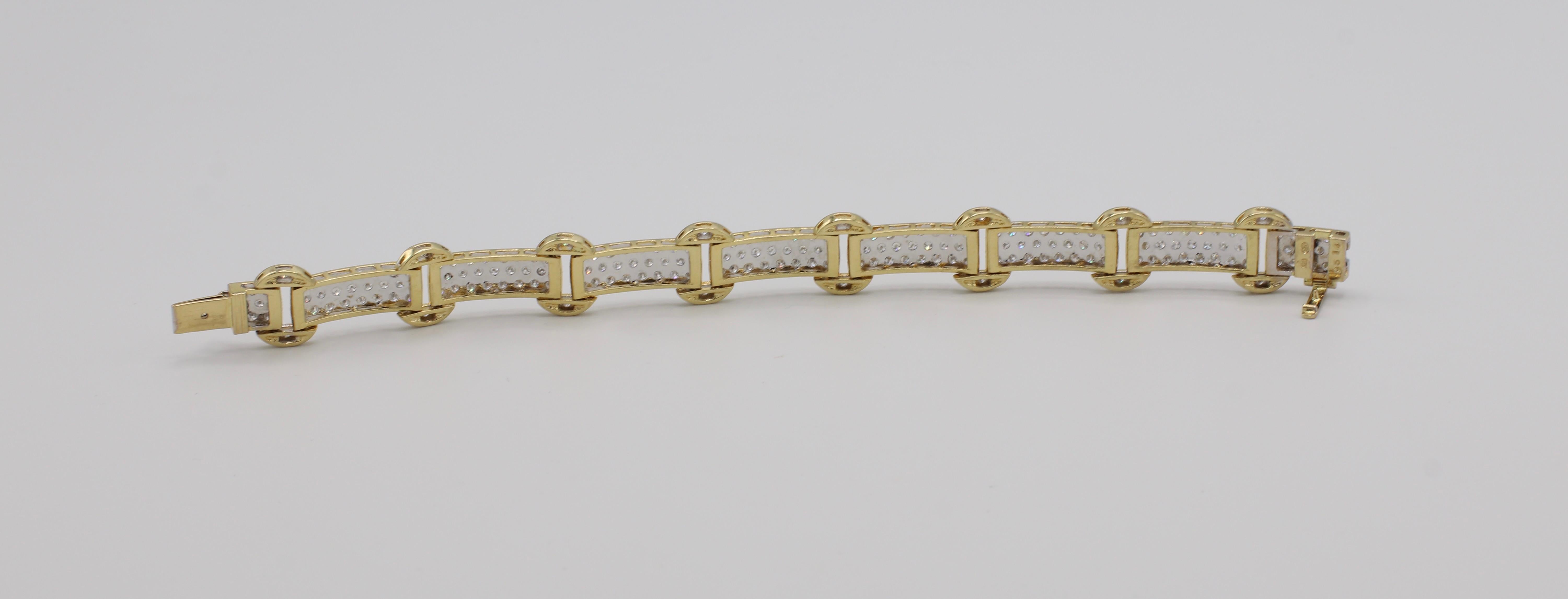 Women's or Men's 18 Karat Yellow Gold 7 Carat Pave Diamond Bracelet