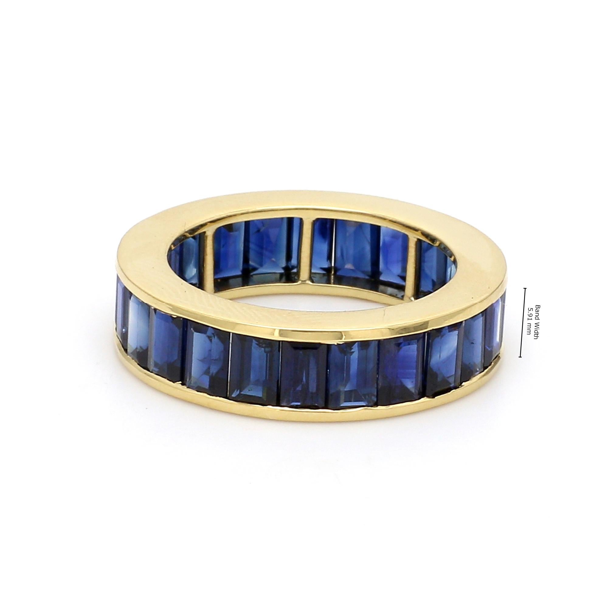 Modern 18 Karat Yellow Gold 8.95 Carat Emerald-Cut Sapphire Eternity Band Ring For Sale