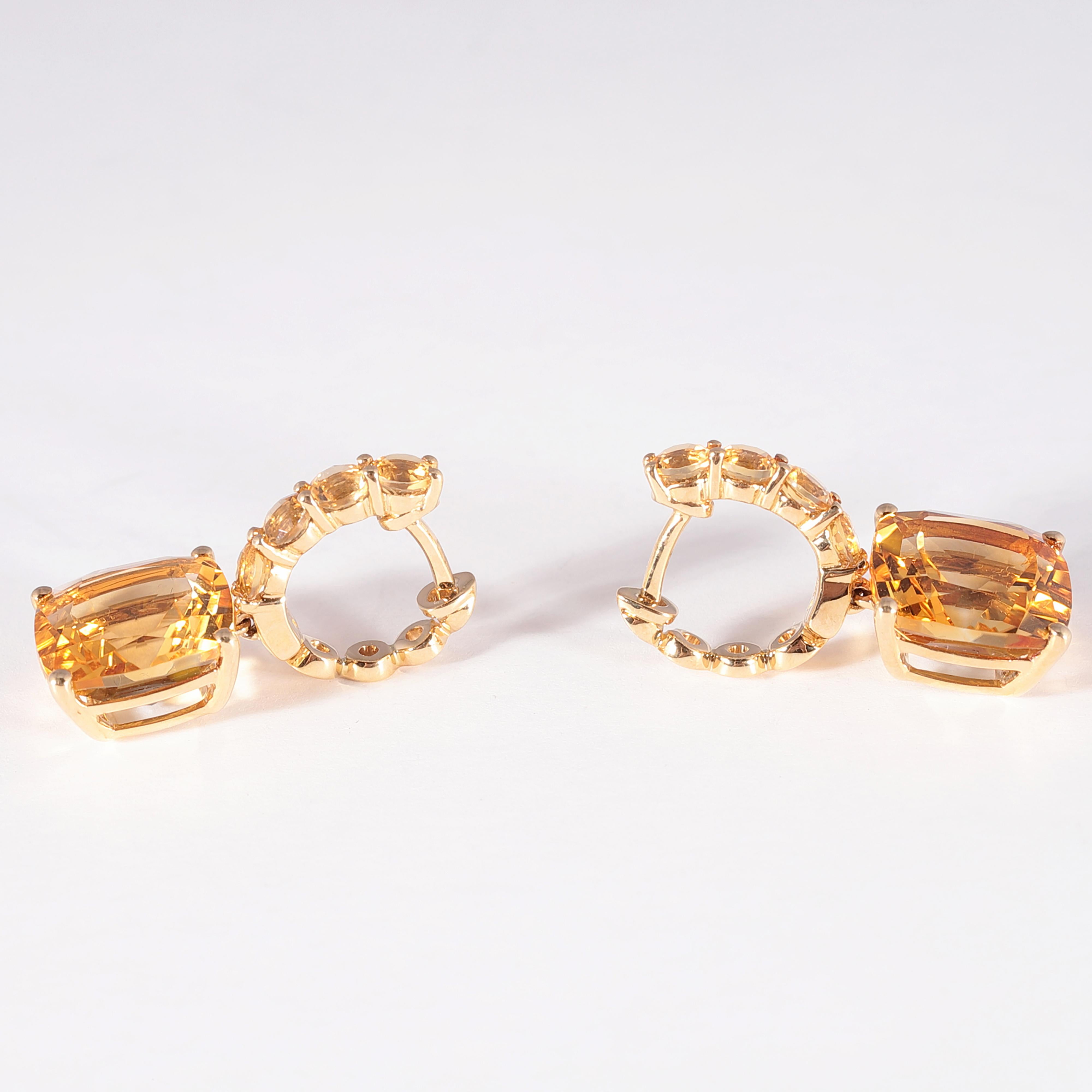 18 Karat Yellow Gold 9.10 Carat Citrine Earrings For Sale 2