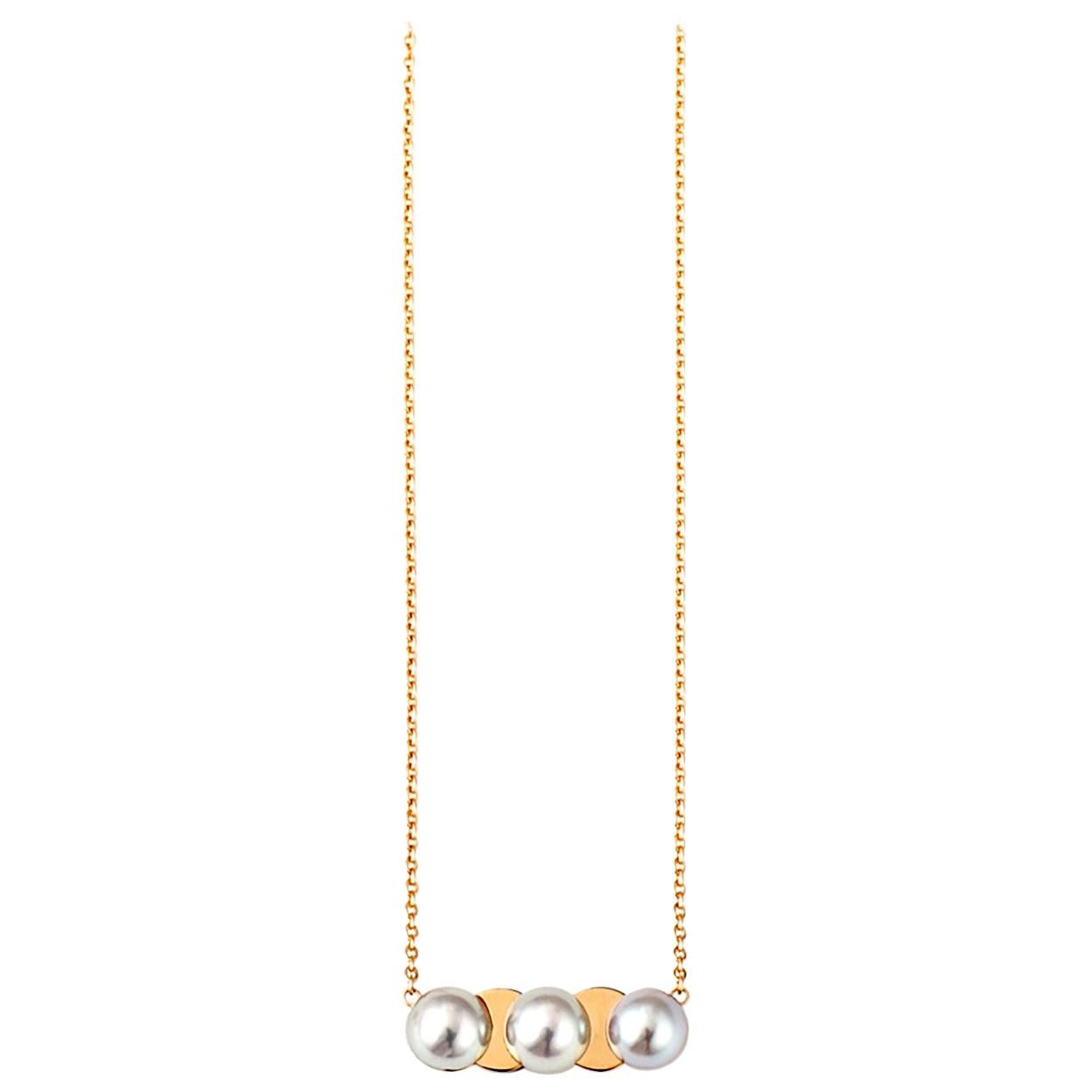 18 Karat Yellow Gold Akoya Pearl Drop Necklace For Sale