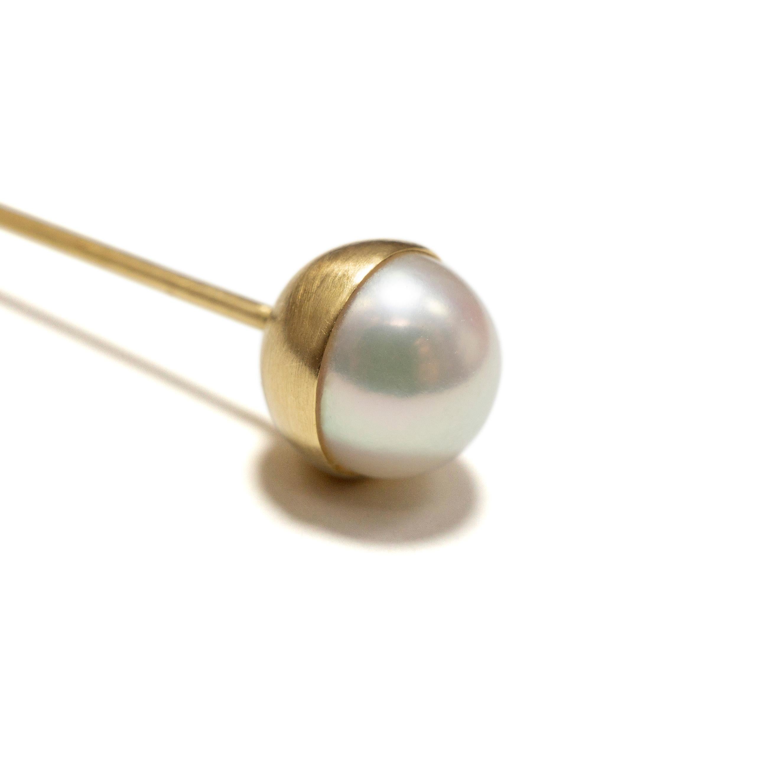 Antique Cushion Cut 18 Karat Yellow Gold Akoya Pearl Lapel Pin For Sale