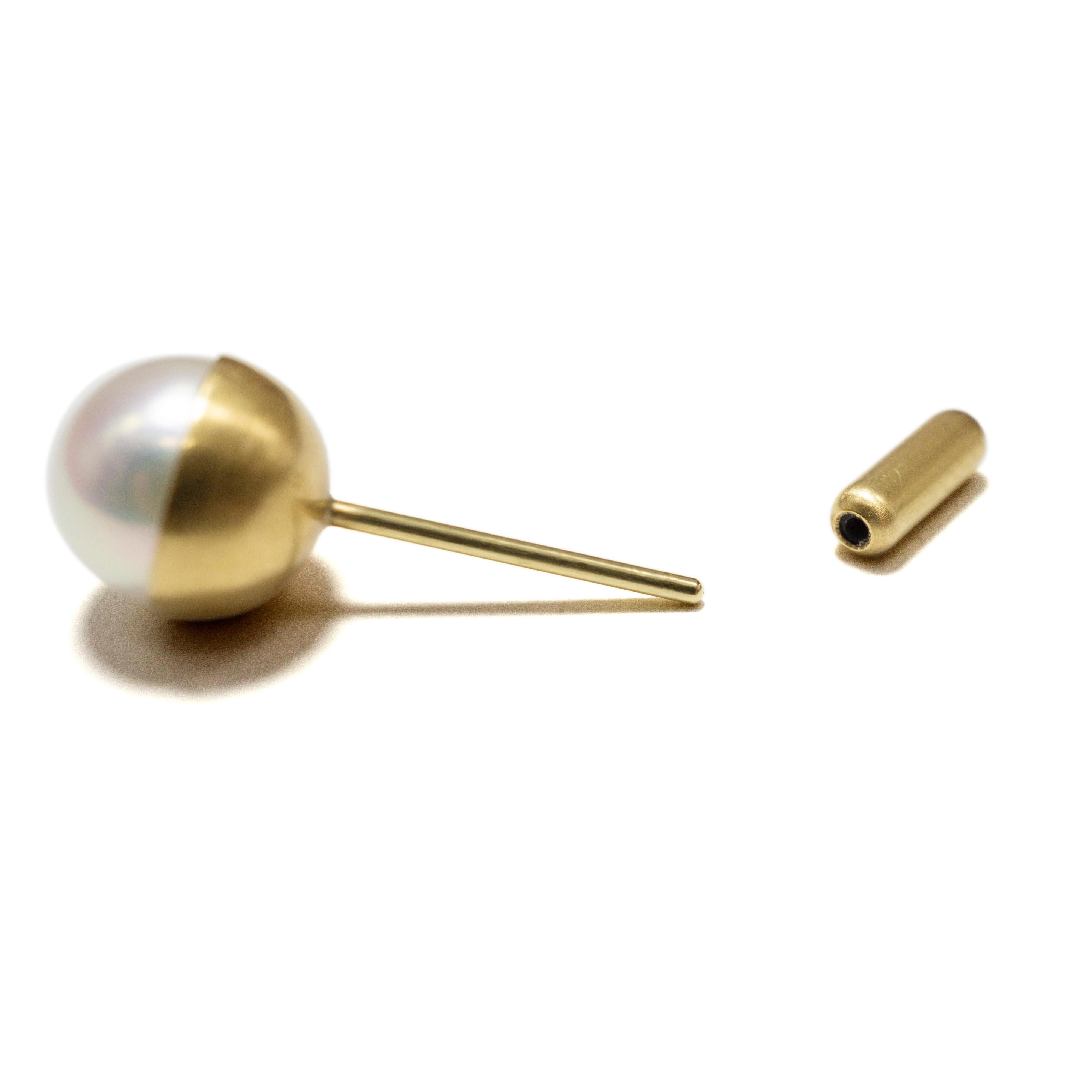 18 Karat Yellow Gold Akoya Pearl Pair of Earrings In New Condition For Sale In Shibuya, Tokyo, JP