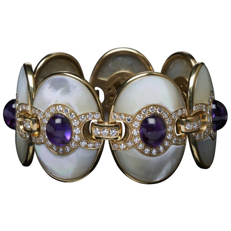 Veschetti 18 Karat Yellow Gold, Amethyst and Diamond Bracelet