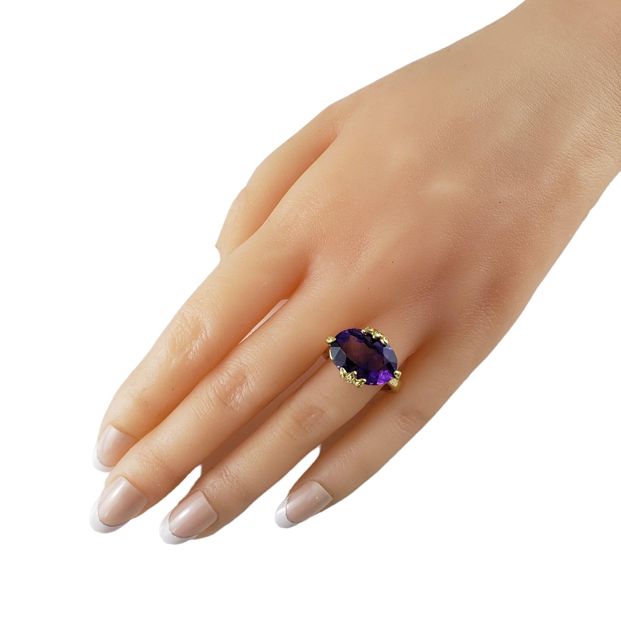 18 Karat Yellow Gold Amethyst and Diamond Ring #13751 For Sale 4