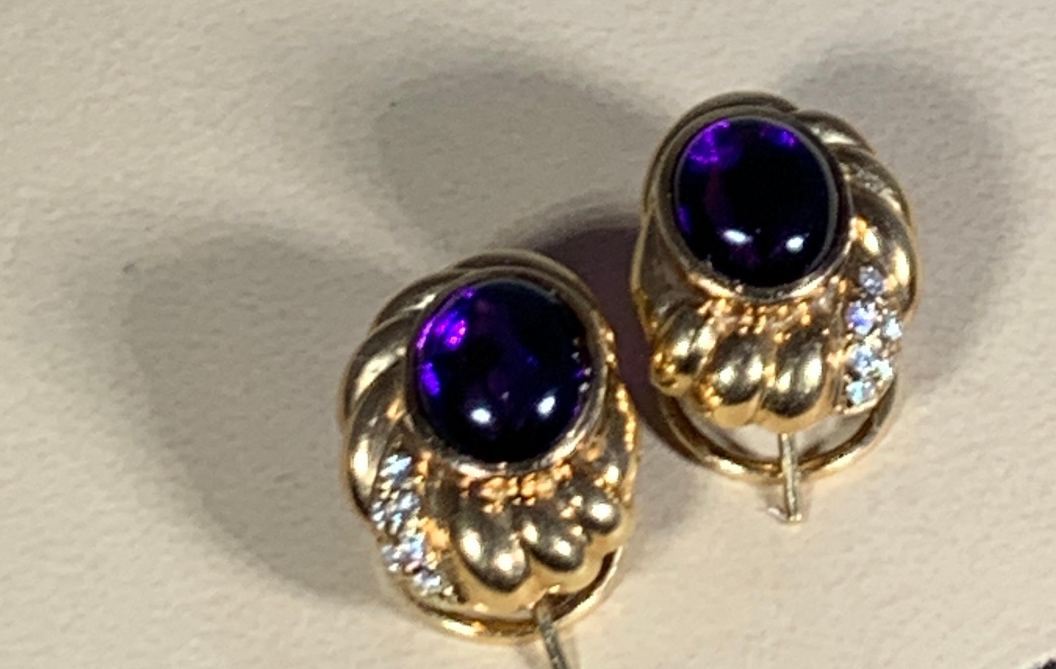 18 Karat Yellow Gold Amethyst and Diamond Stud Earrings For Sale 3