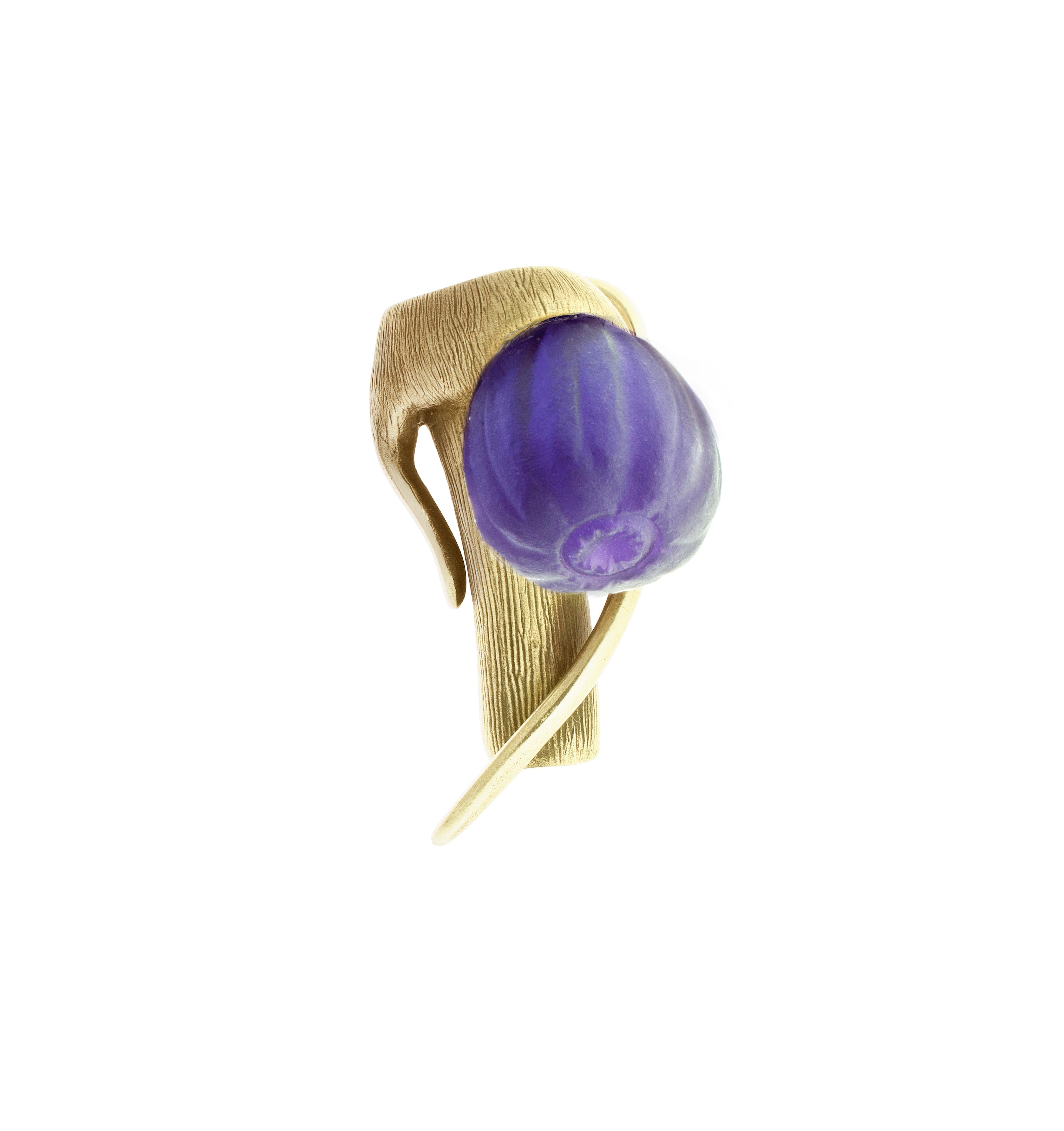 Women's or Men's Featured in Harper's Bazaar Yellow Gold Amethyst Sculptural Brooch For Sale