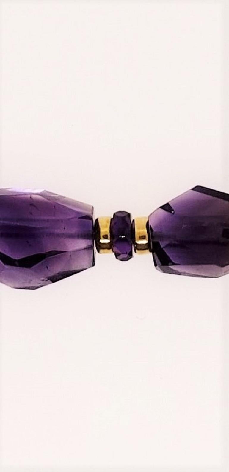 Contemporary 18 Karat, Yellow Gold Amethyst Necklace For Sale