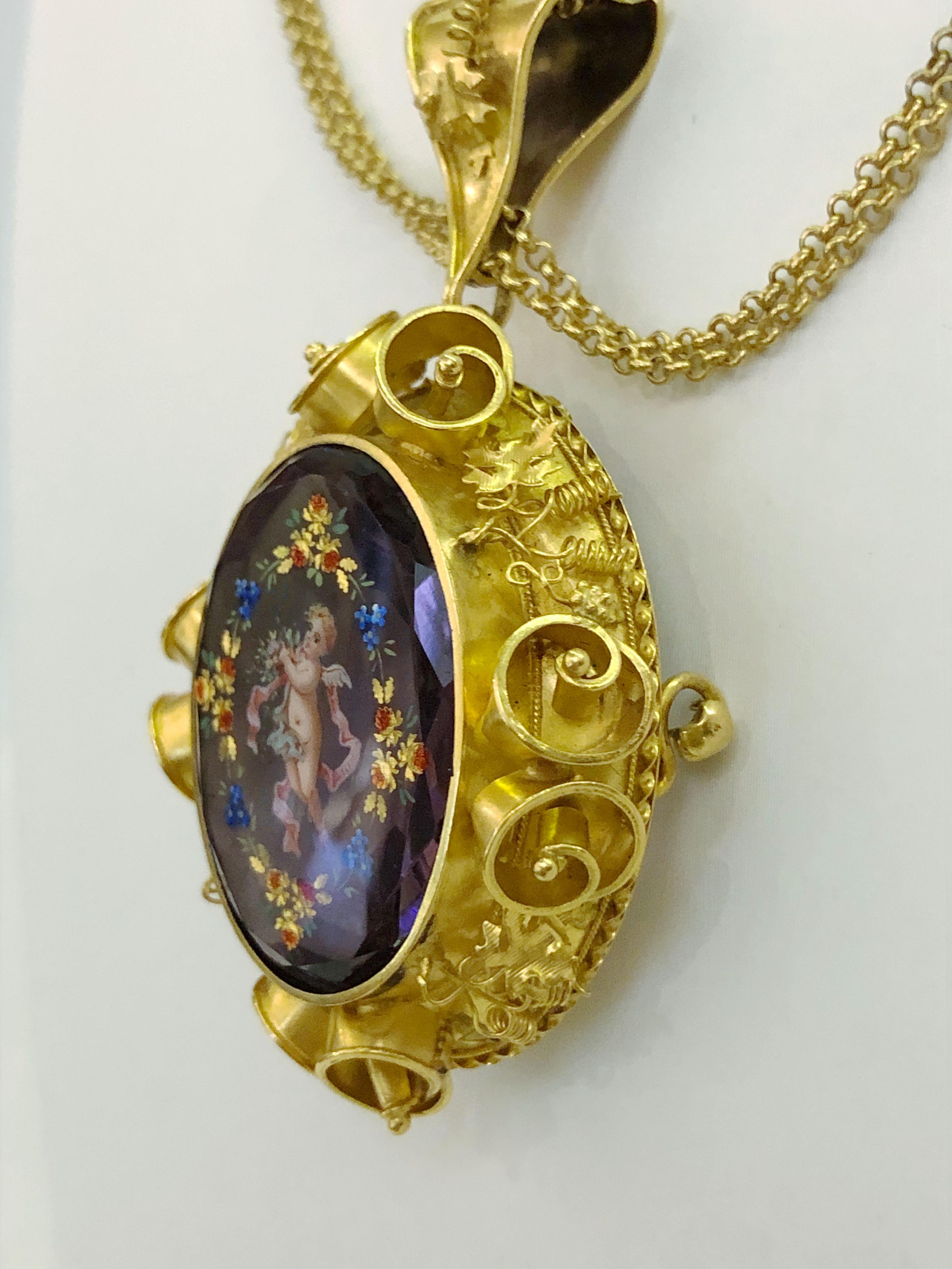 18 Karat Yellow Gold Amethyst Photo Holder Pendant In Good Condition For Sale In Palm Springs, CA