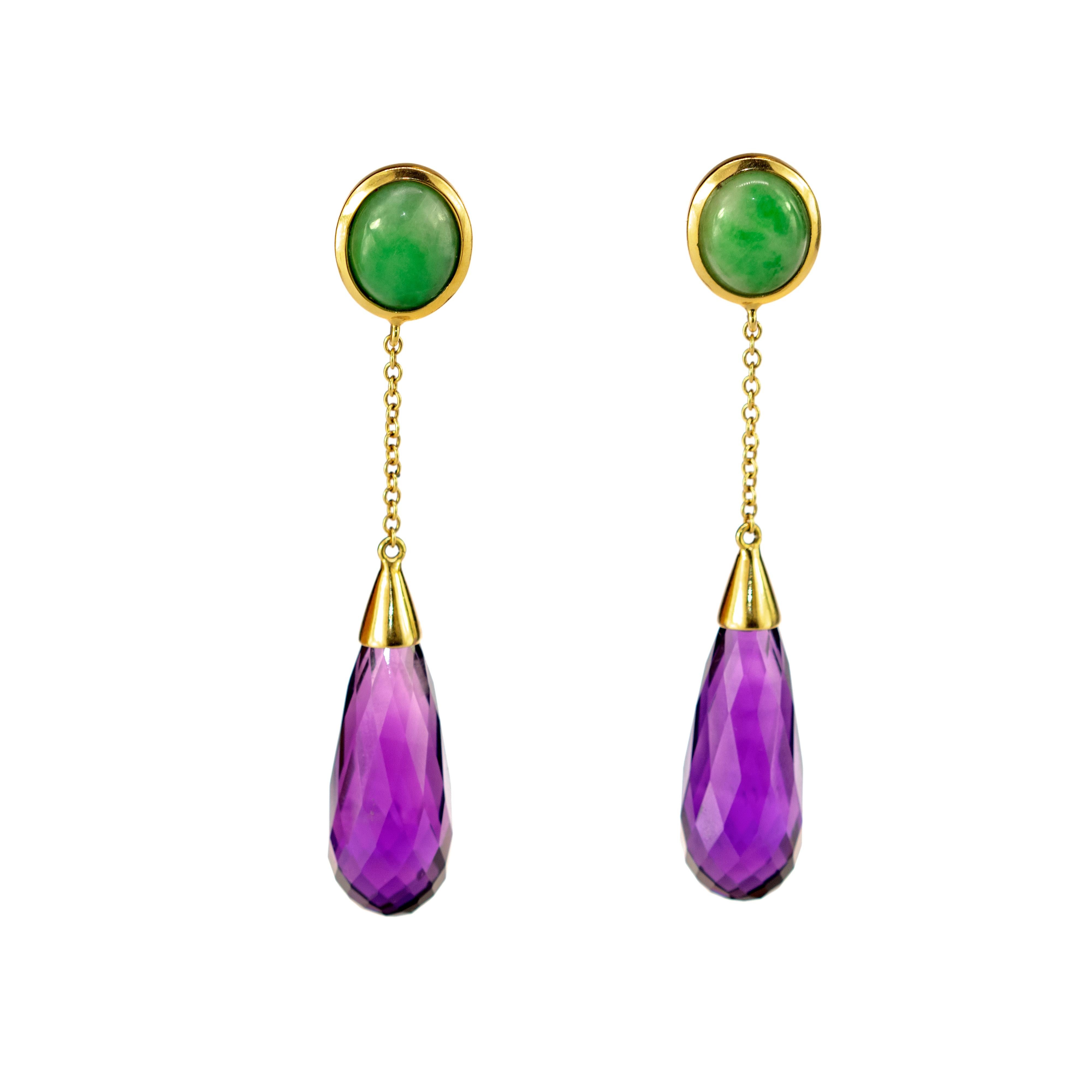 An enchanted radiant Jade earrings held by 18 karat yellow gold delicated chain to a deep purple amethyst tear. Modern tear designs jewels that combine voluminous shapes with vivid colours, resulting in bold, free-spirited pieces with a charming