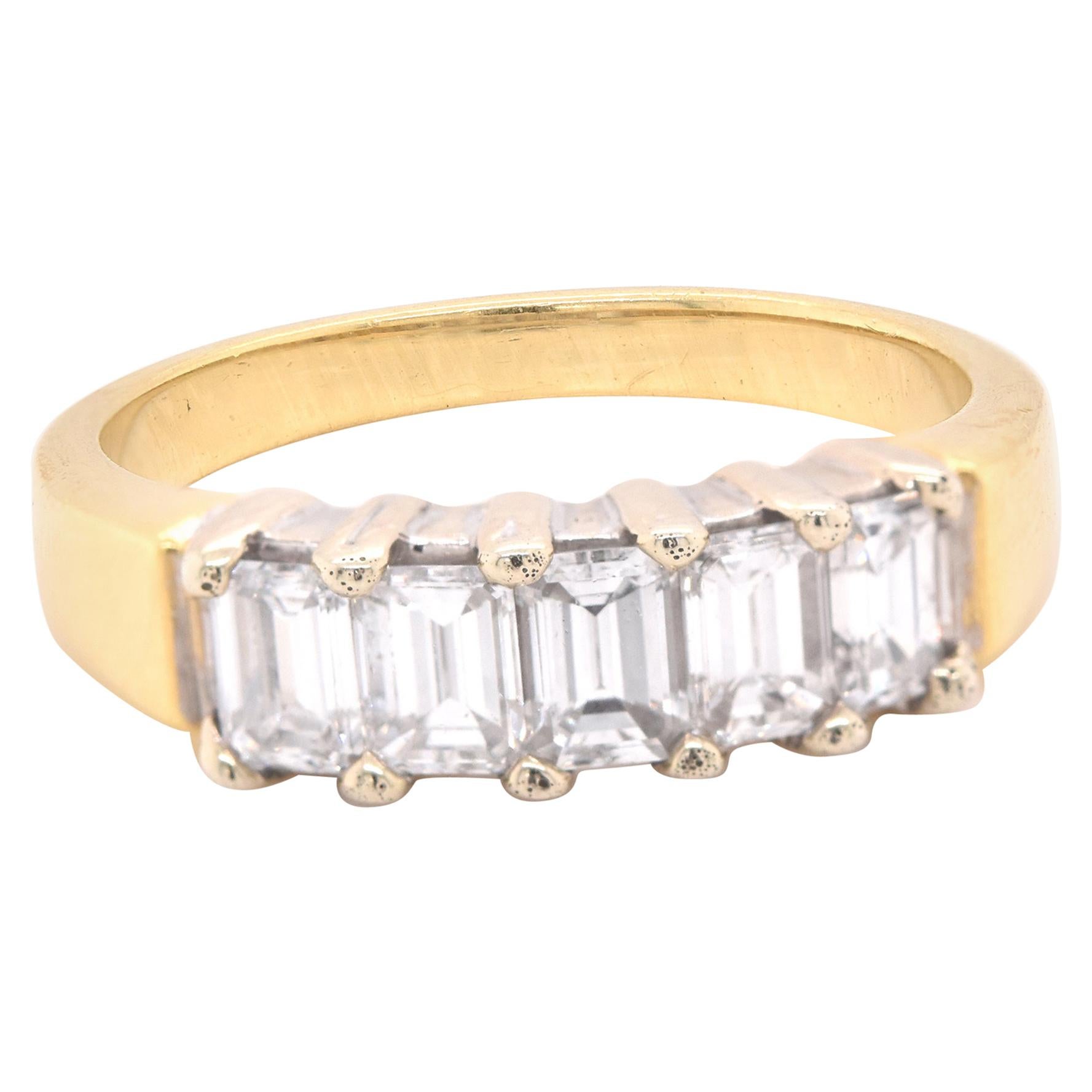 18 Karat Yellow Gold and 1.50 Carat Baguette Diamond Band Ring For Sale