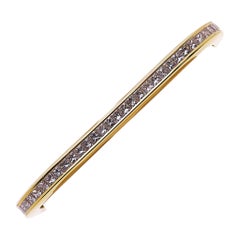 18 Karat Yellow Gold and 2.96 Carat Princess Cut Diamond Bangle Bracelet