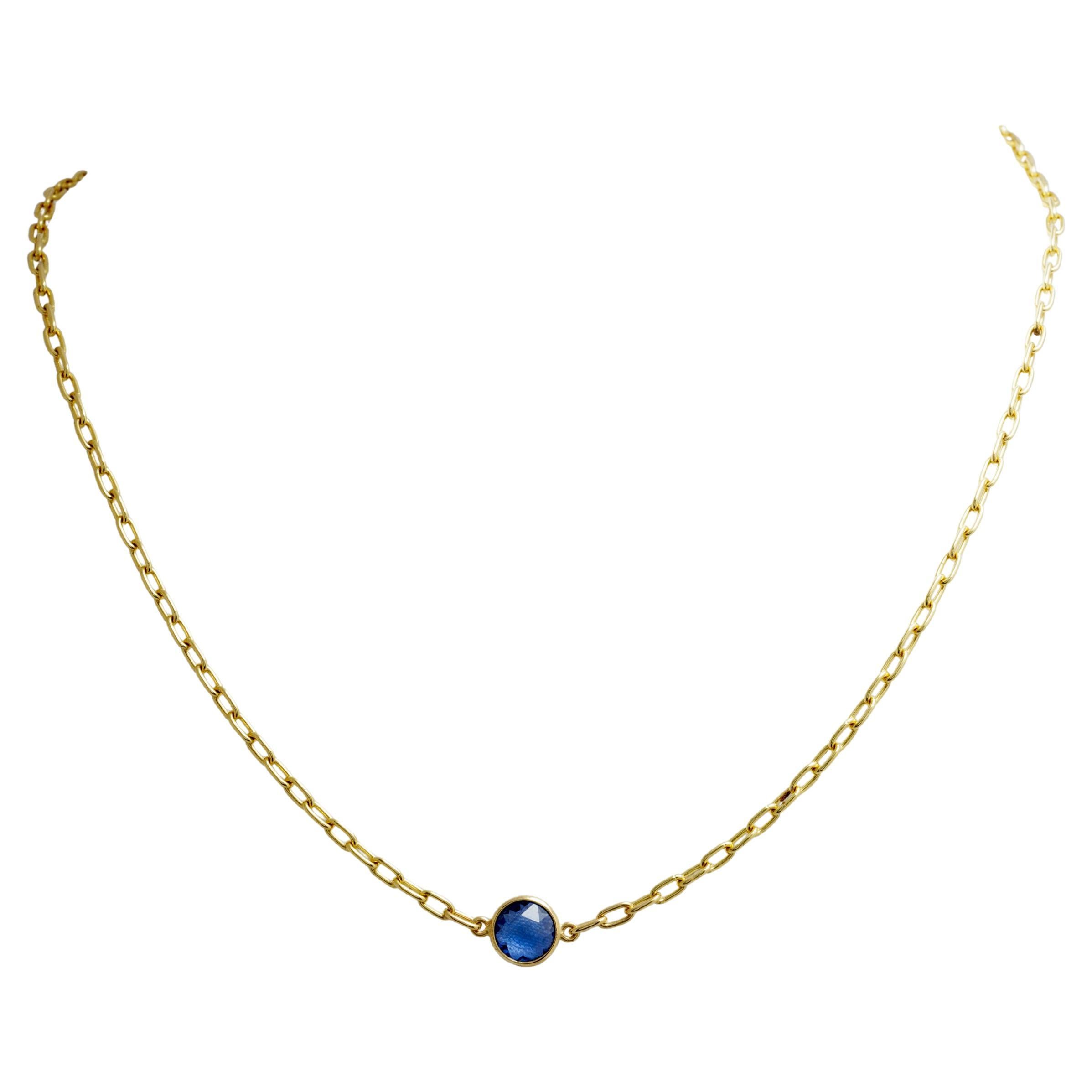 18 Karat Yellow Gold and a 0.90 Carat Ceylon Sapphire Chain Necklace For Sale