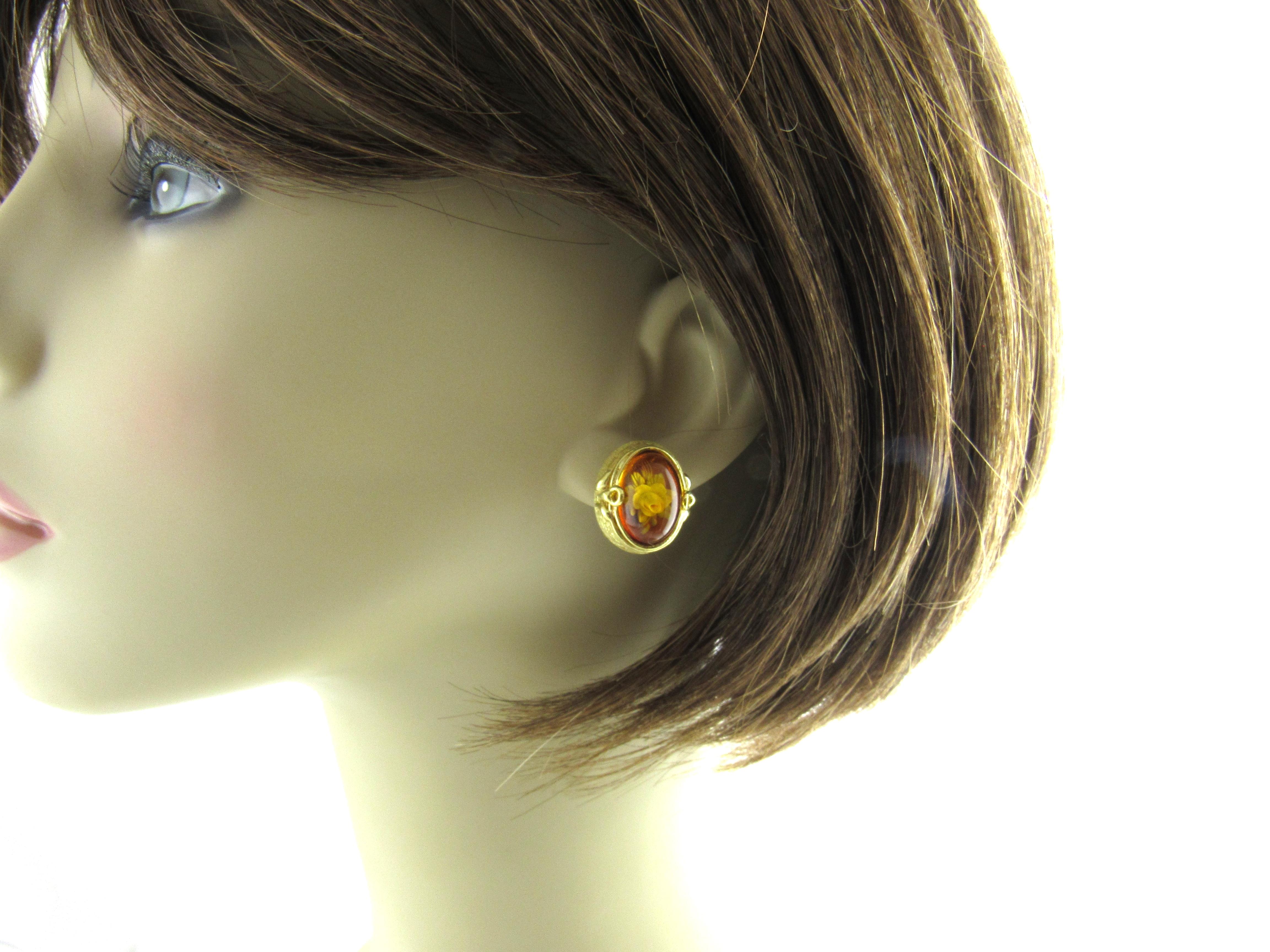 18 Karat Yellow Gold and Amber Floral Earrings 3