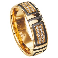 18 Karat Yellow Gold and Black Geometric Diamond Band
