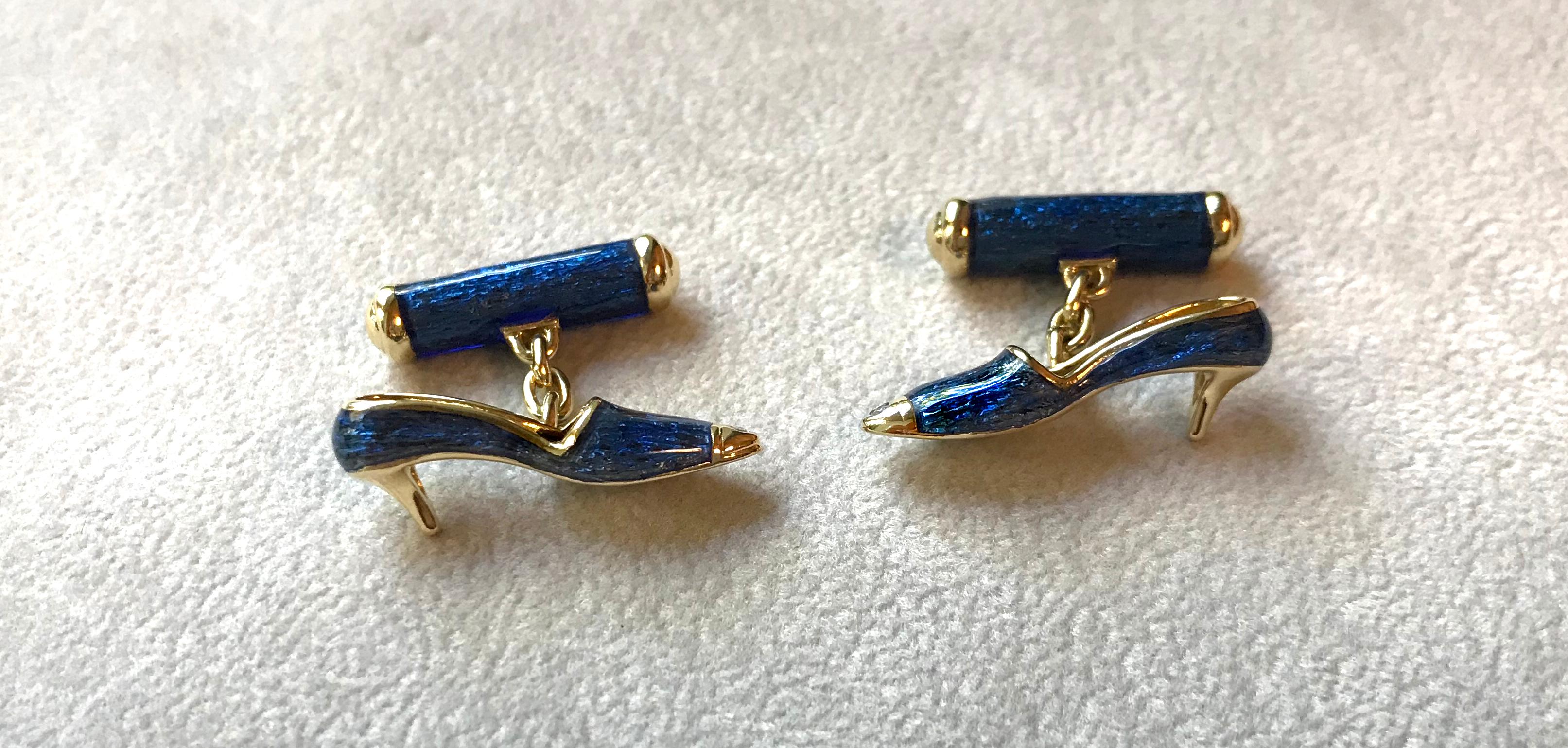 Round Cut 18 Karat Yellow Gold and Blue Enamel Shoes Cufflinks For Sale
