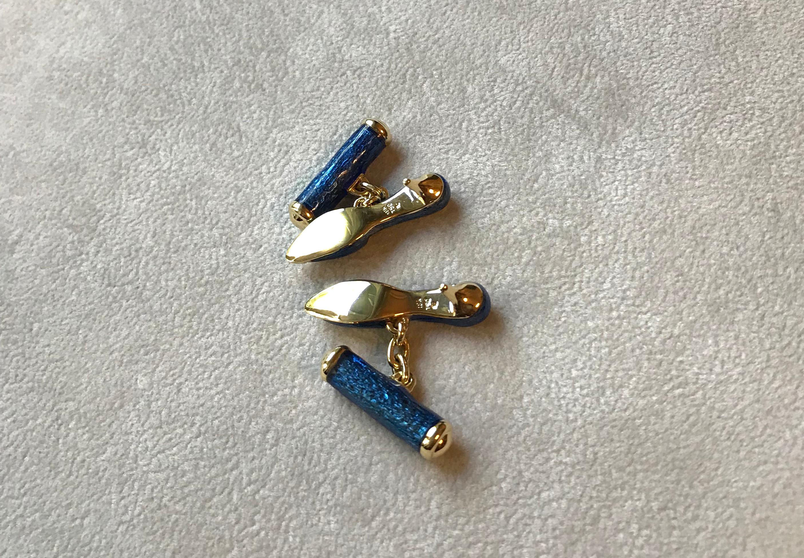 18 Karat Yellow Gold and Blue Enamel Shoes Cufflinks For Sale 1
