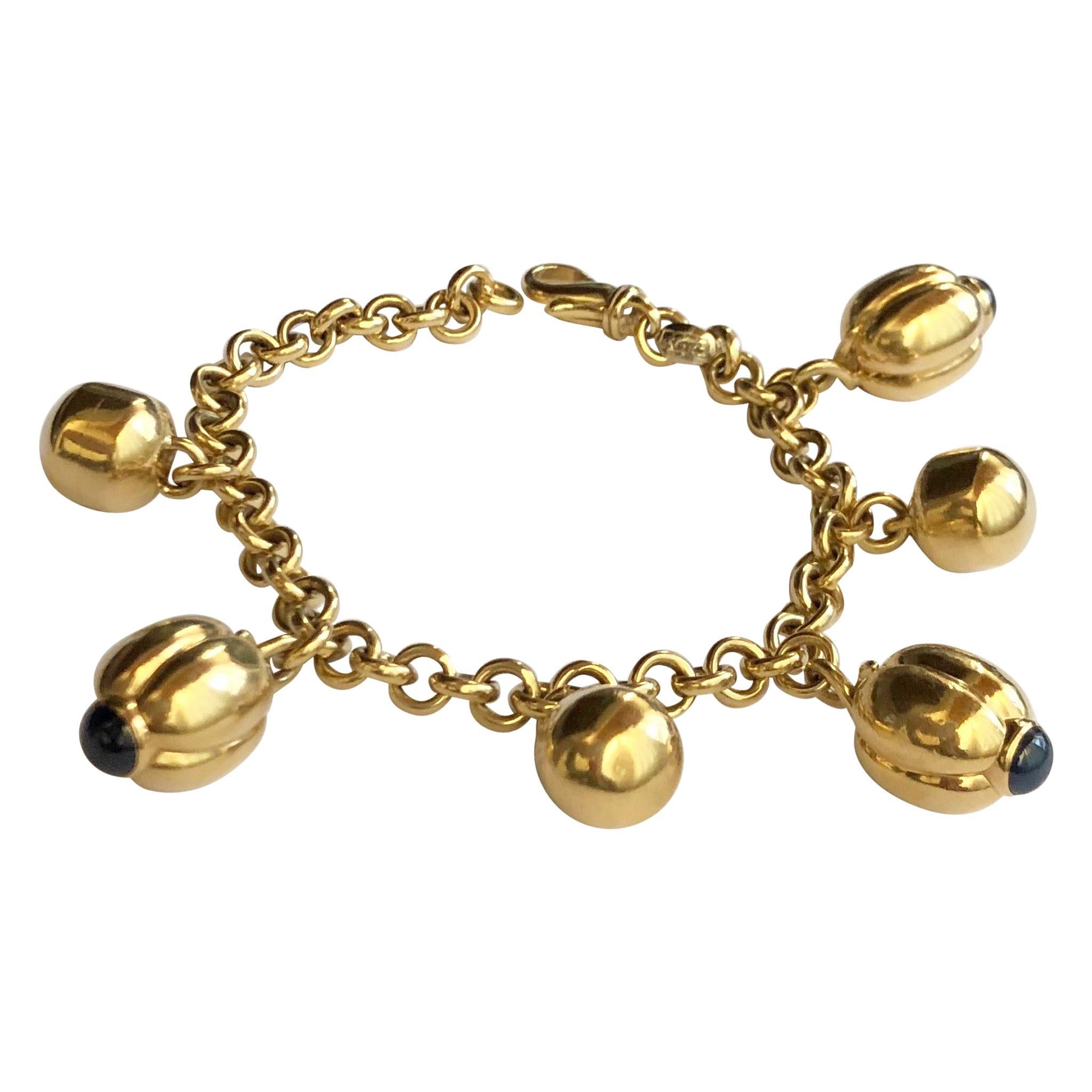 Cabochon Sapphires and 18 Karat Yellow Gold Fope Bracelet