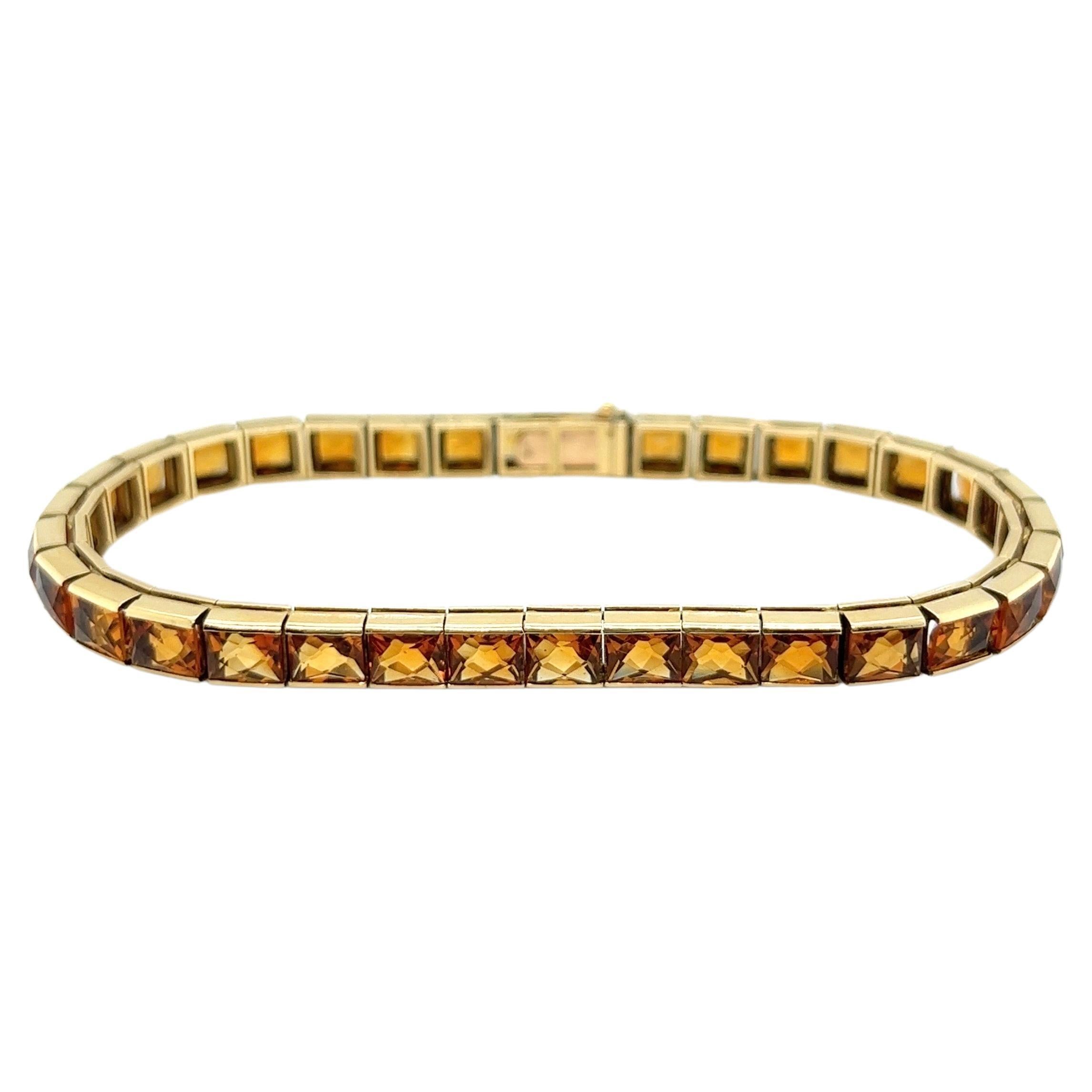 9.69 Carats Diamonds 18 Karat White Gold Tennis/Rivière Bracelet For