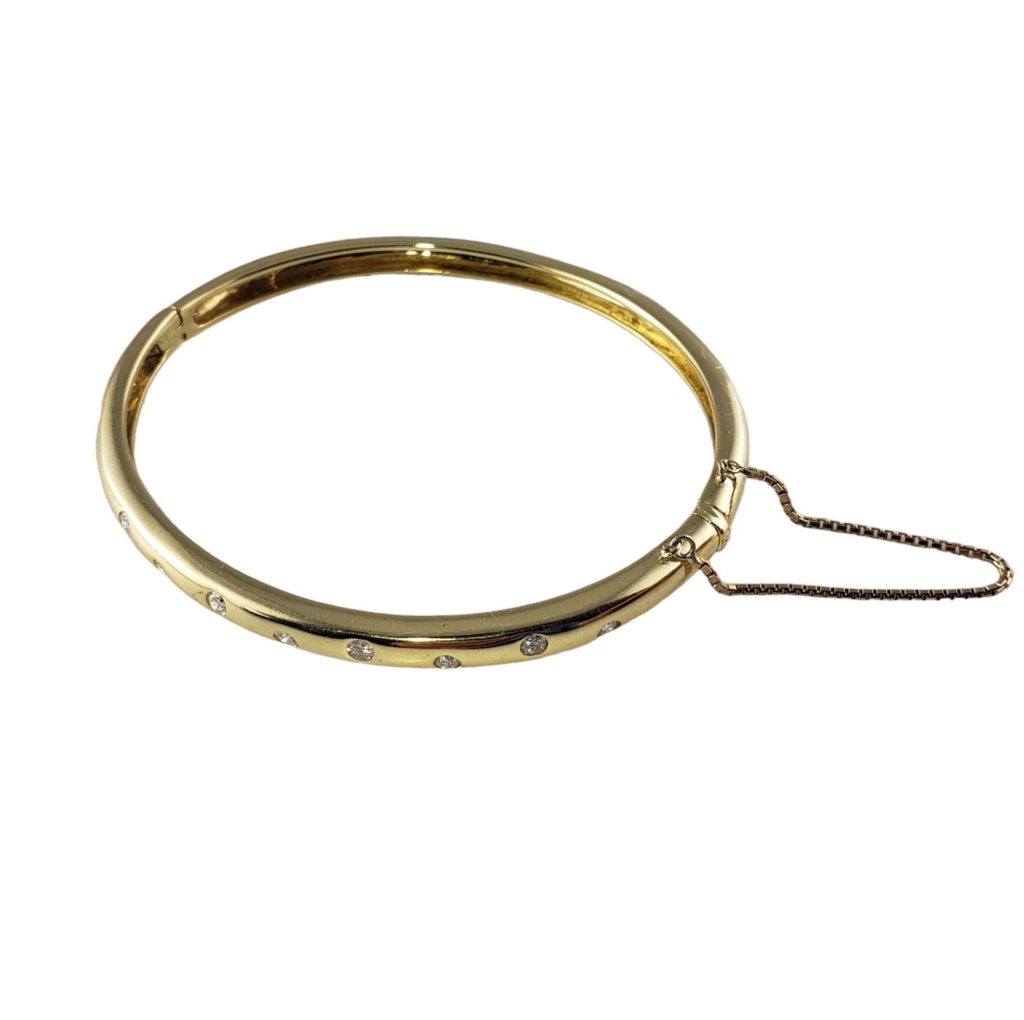 Round Cut 18 Karat Yellow Gold and Diamond Bangle Bracelet For Sale