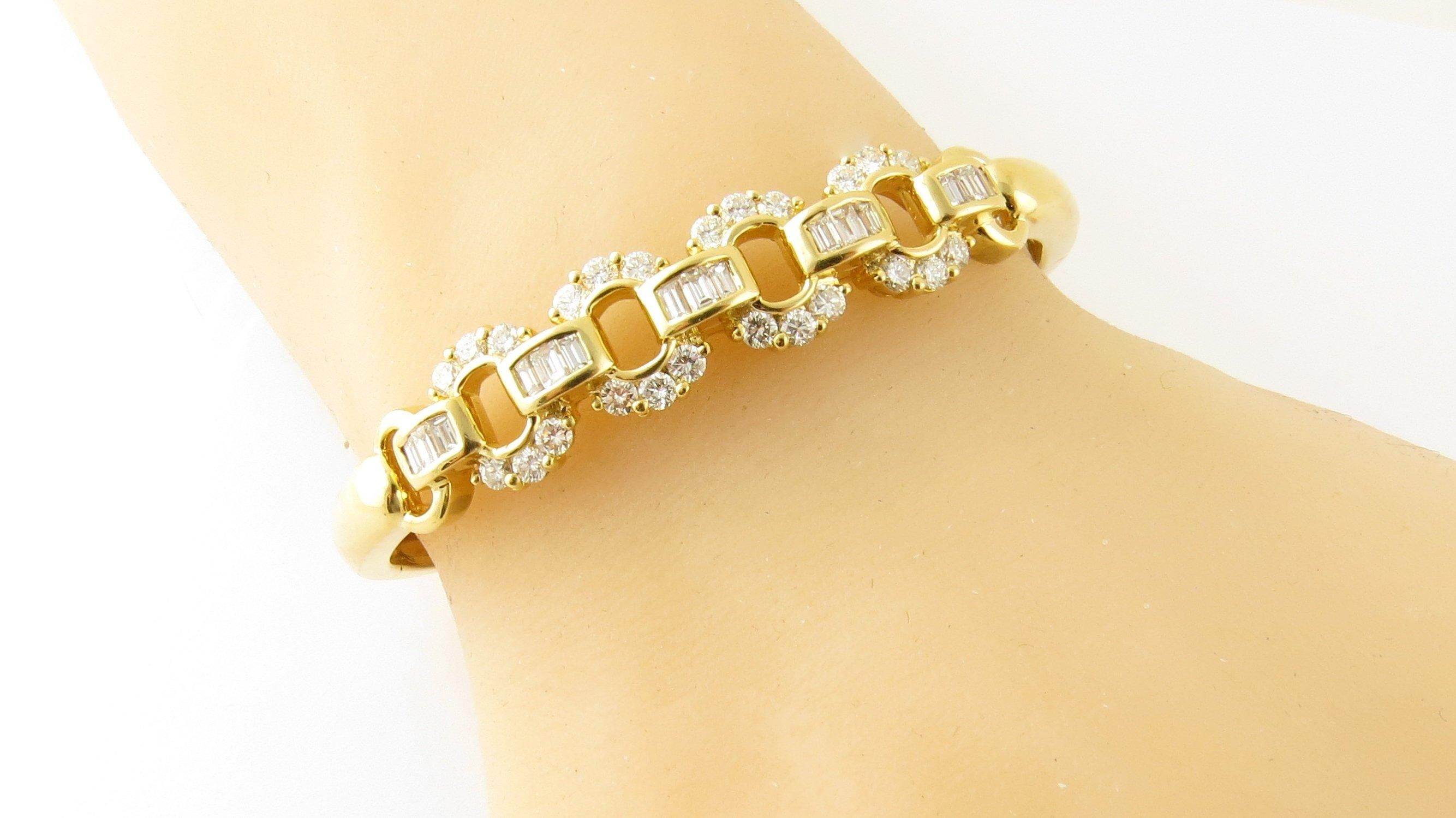 18 Karat Yellow Gold and Diamond Bangle Bracelet 1