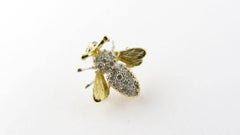 18 Karat Yellow Gold and Diamond Bee Brooch Pin