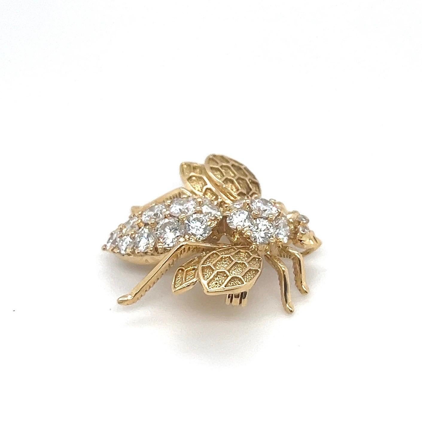 18 Karat Gelbgold und Diamant Bienen-Anhänger/Brosche (Brillantschliff) im Angebot