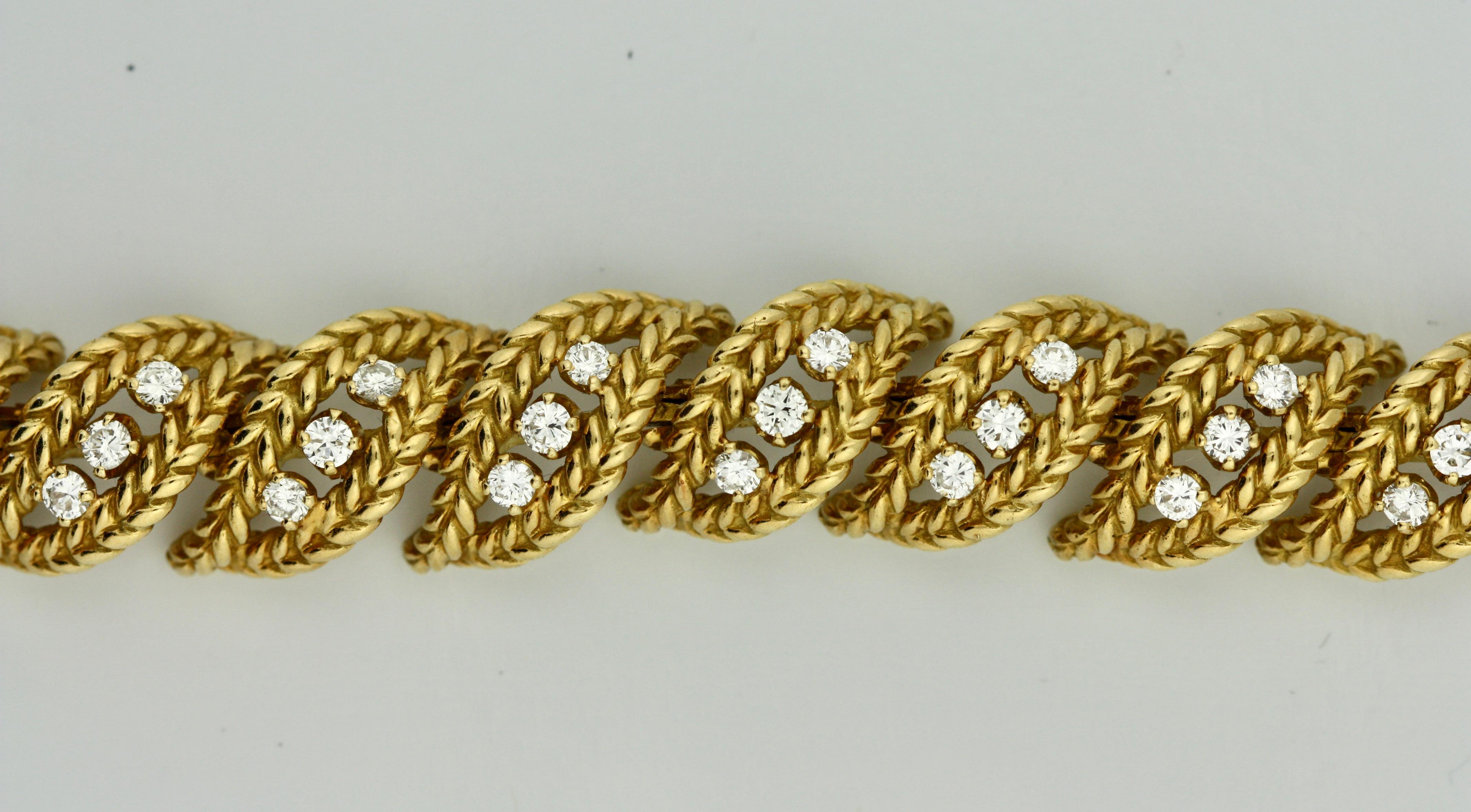 Women's or Men's 18 Karat Yellow Gold and Diamond Bracelet