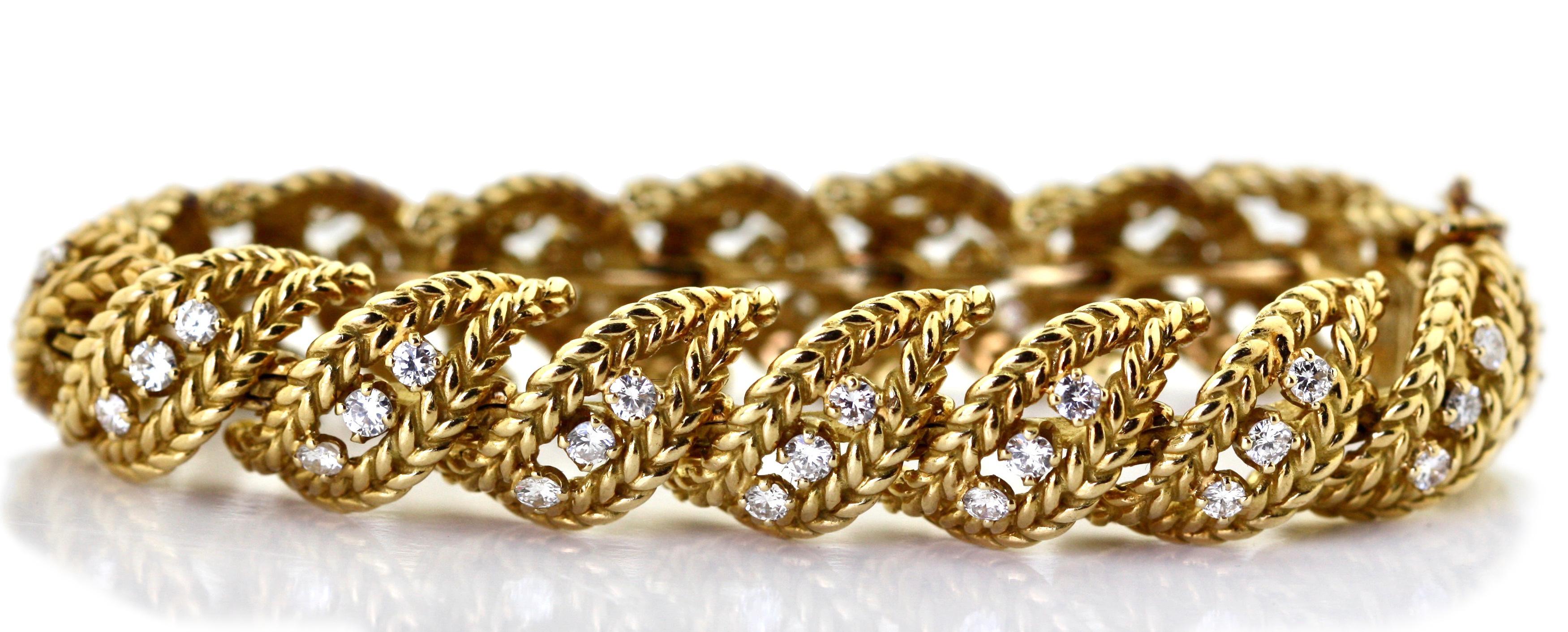 18 Karat Yellow Gold and Diamond Bracelet 1