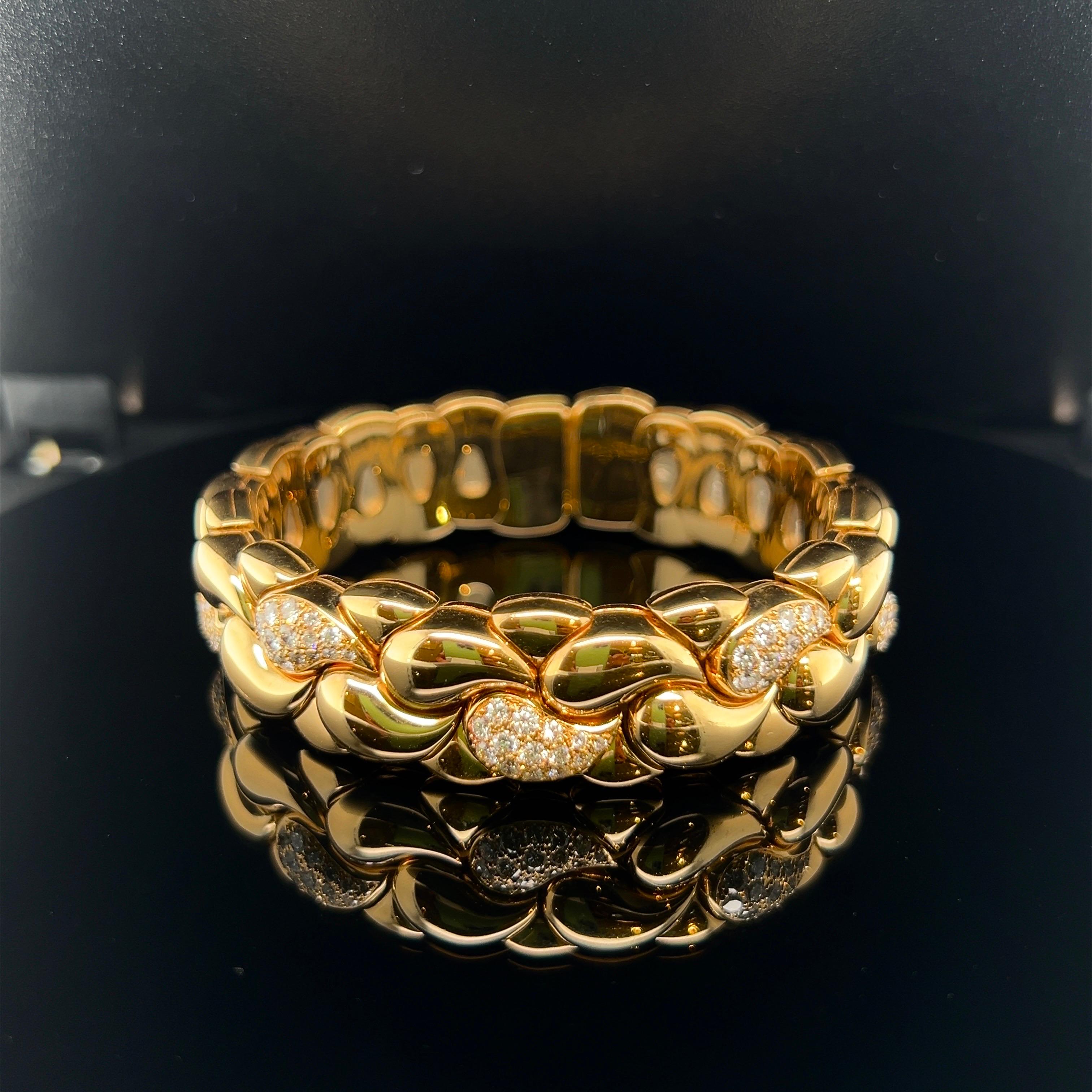 Taille brillant Bracelet Casmir en or jaune 18 carats et diamants par Chopard en vente