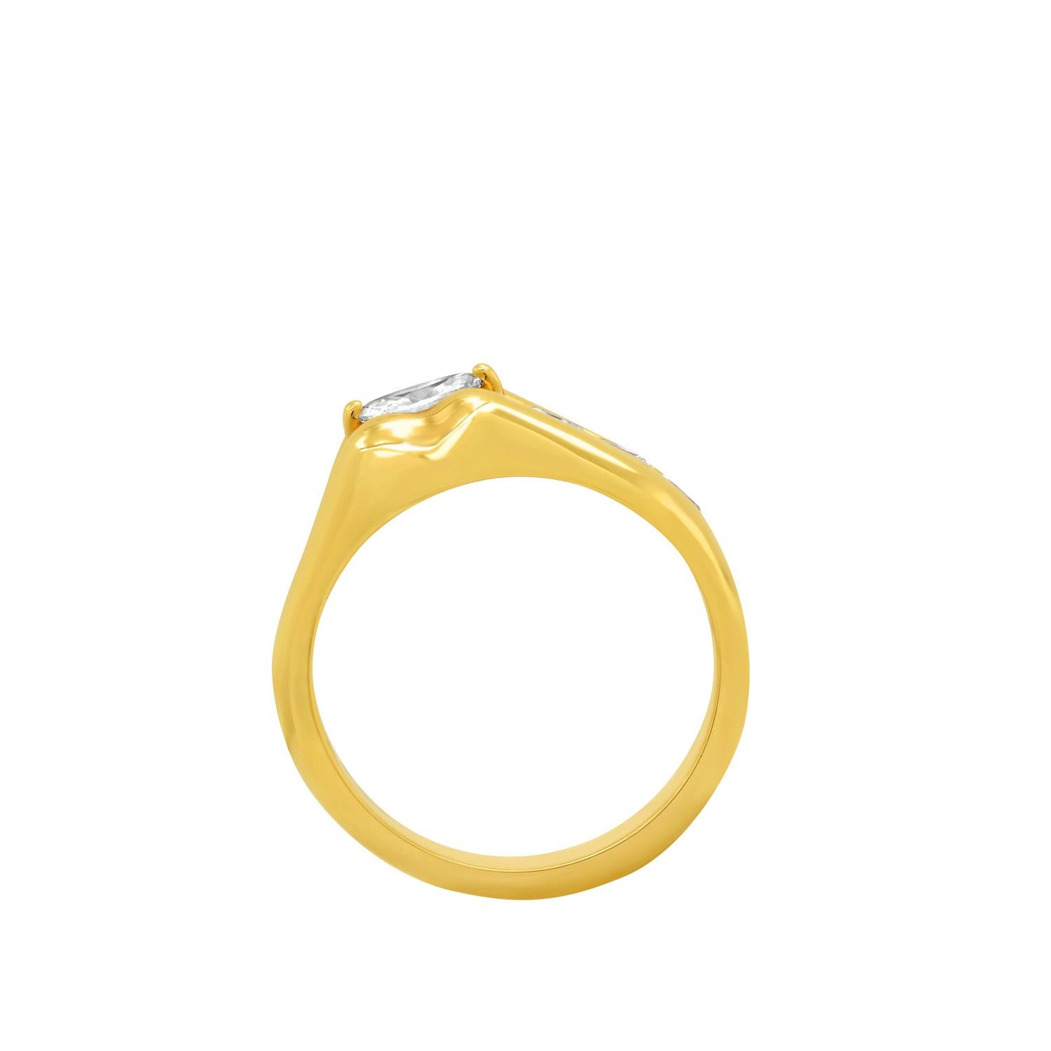 Contemporary FARBOD 18 Karat Yellow Gold and Diamond Cocktail Ring 