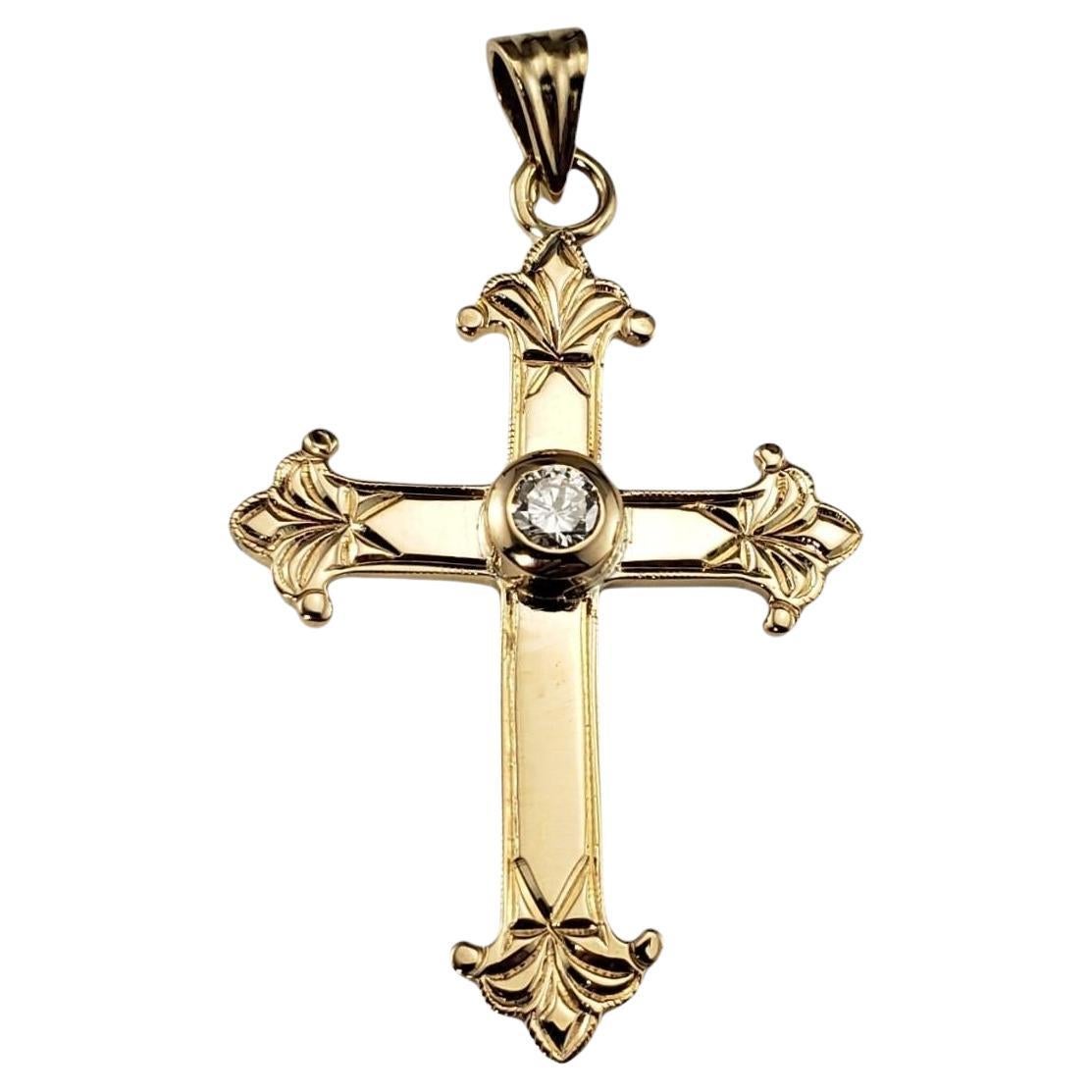 18 Karat Yellow Gold and Diamond Cross Pendant #17072 For Sale