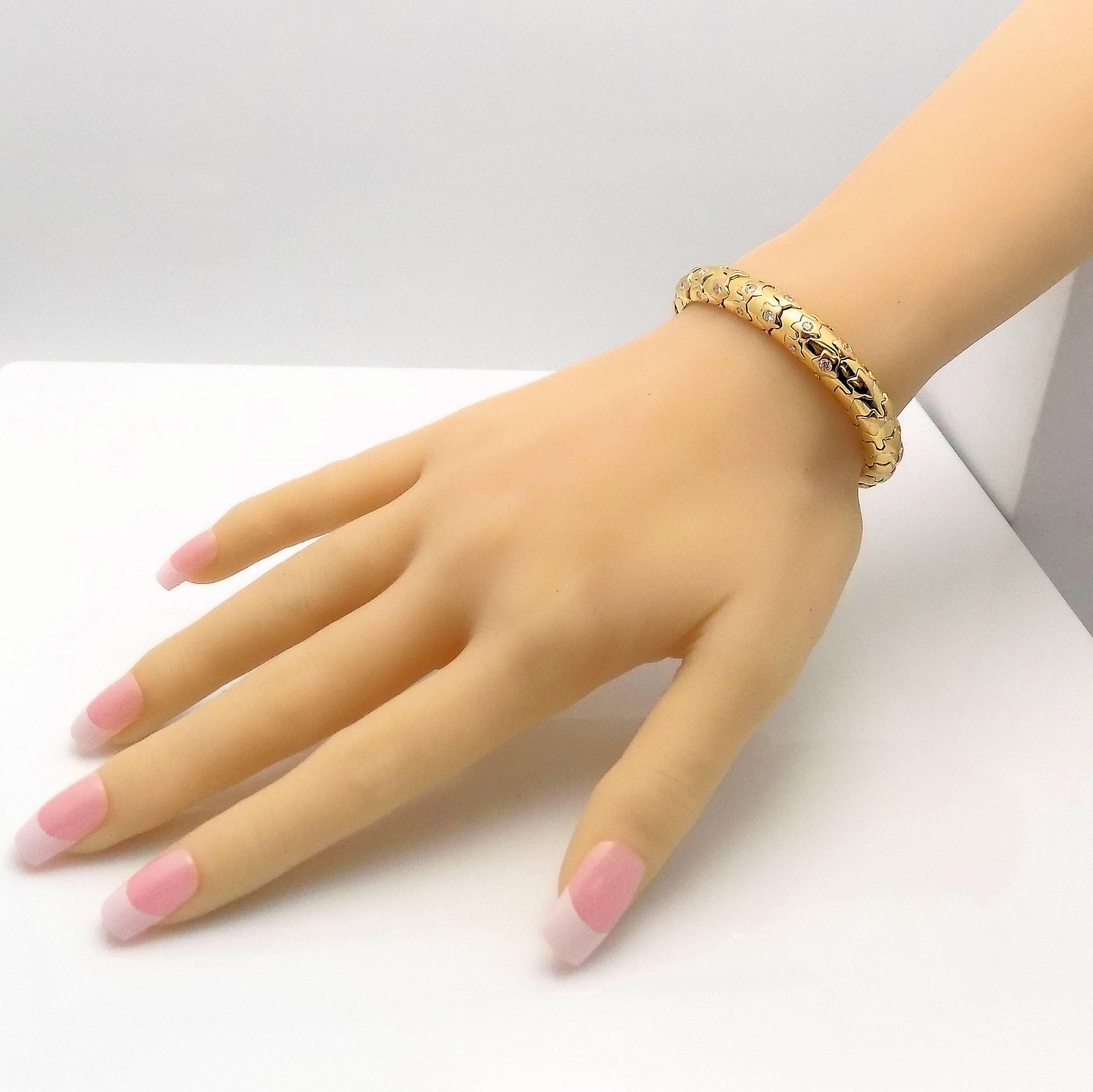 18 Karat Yellow Gold and Diamond Cuff Bracelet, Star Motif For Sale 2
