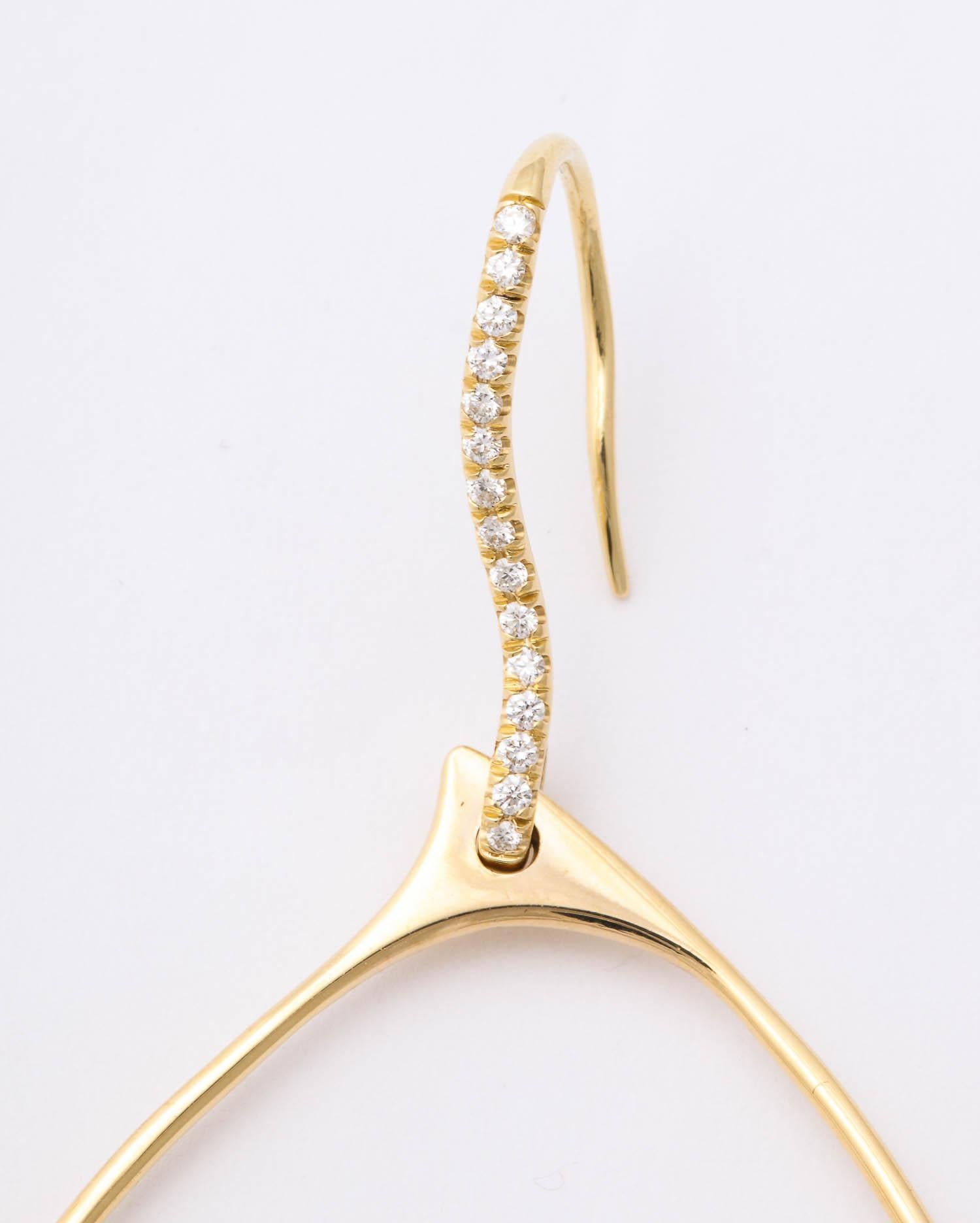 Boucles d'oreilles en or jaune 18 carats et diamants Neuf - En vente à New York, NY