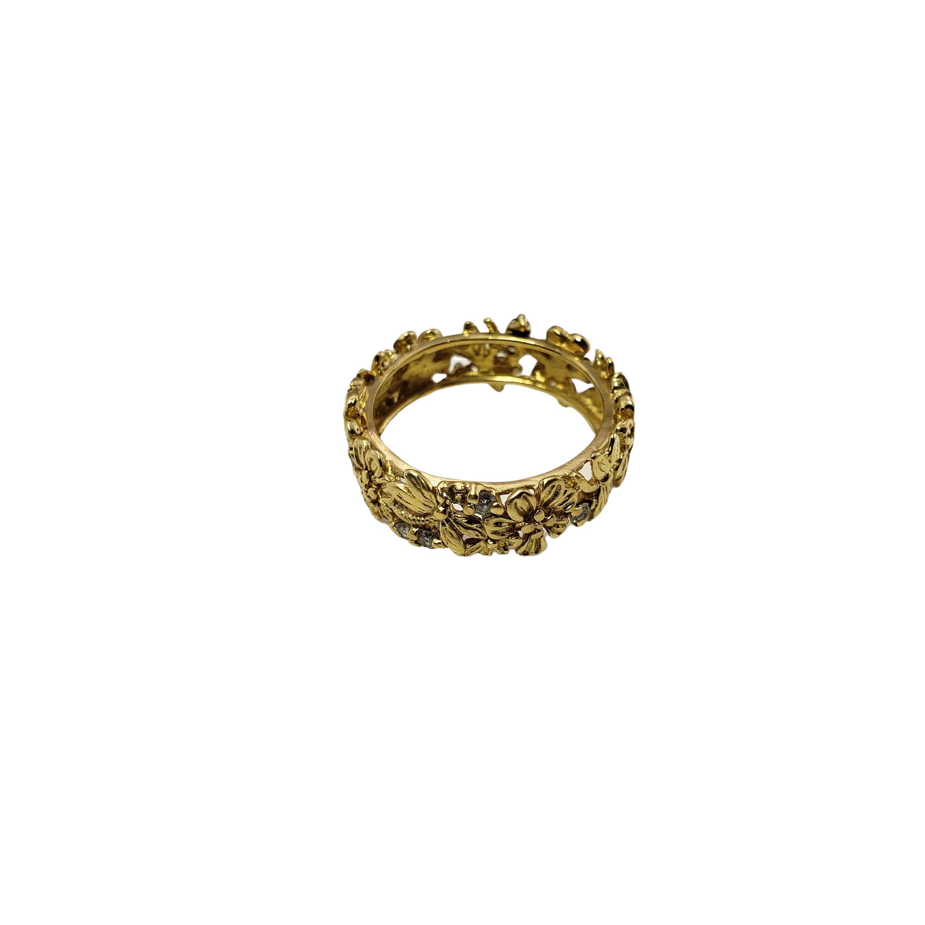 18 Karat Yellow Gold and Diamond Floral Band Ring 1