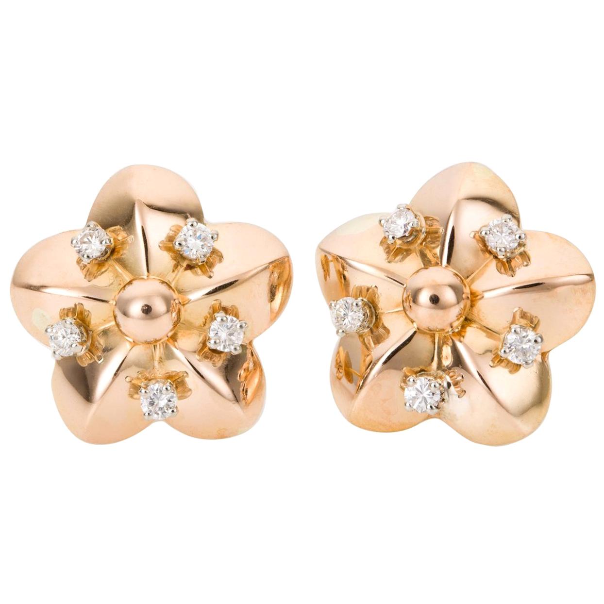 18 Karat Yellow Gold and Diamond Floral Stud Earrings For Sale