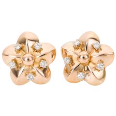 18 Karat Yellow Gold and Diamond Floral Stud Earrings