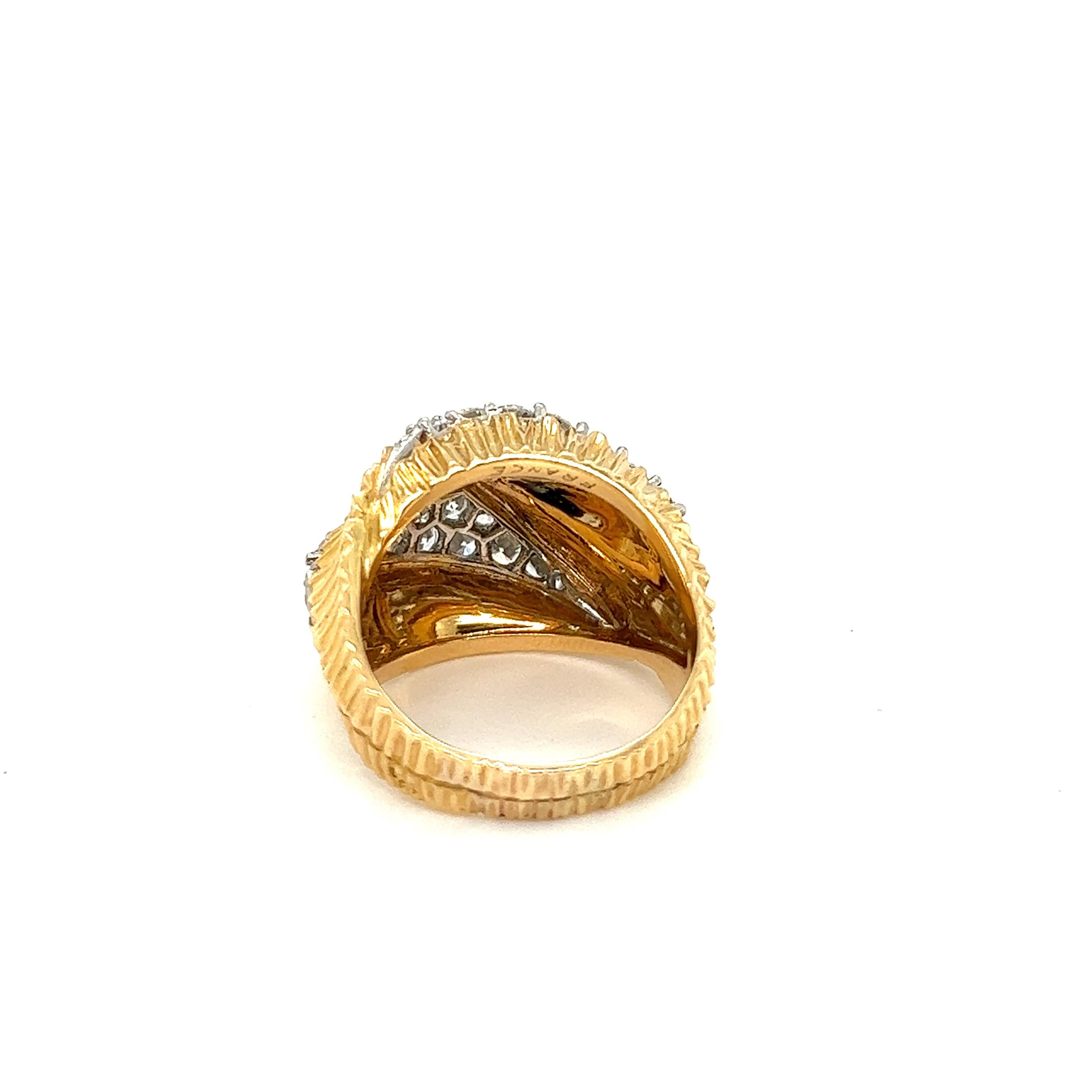 18 Karat Yellow Gold and Diamond French Cocktail Ring, 1970s In Good Condition For Sale In Zurich, CH
