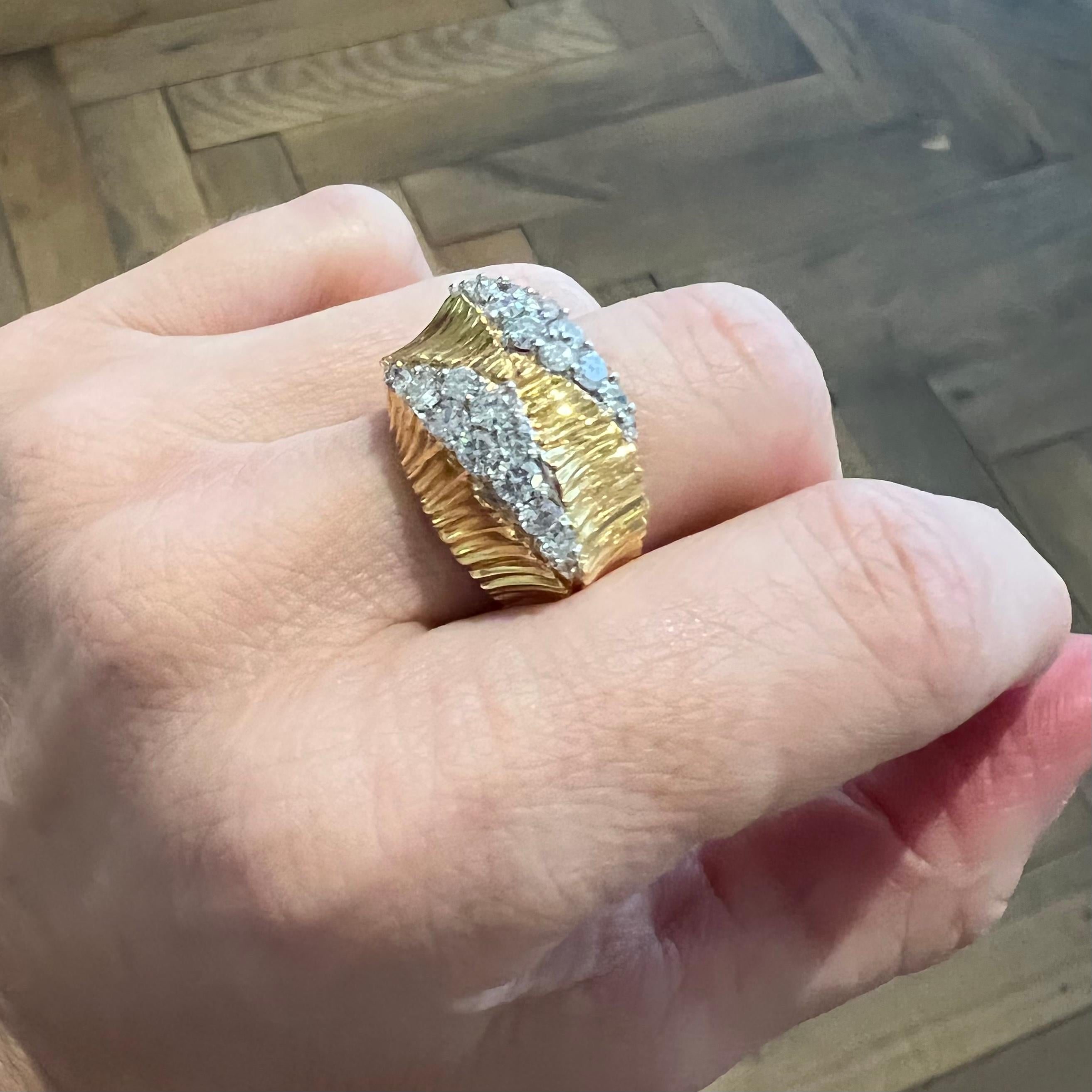 Women's or Men's 18 Karat Yellow Gold and Diamond French Cocktail Ring, 1970s For Sale