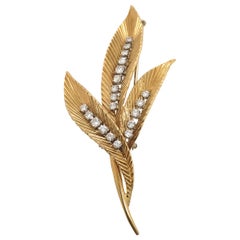 18 Karat Yellow Gold and Diamond Gubelin Leaf Pin 