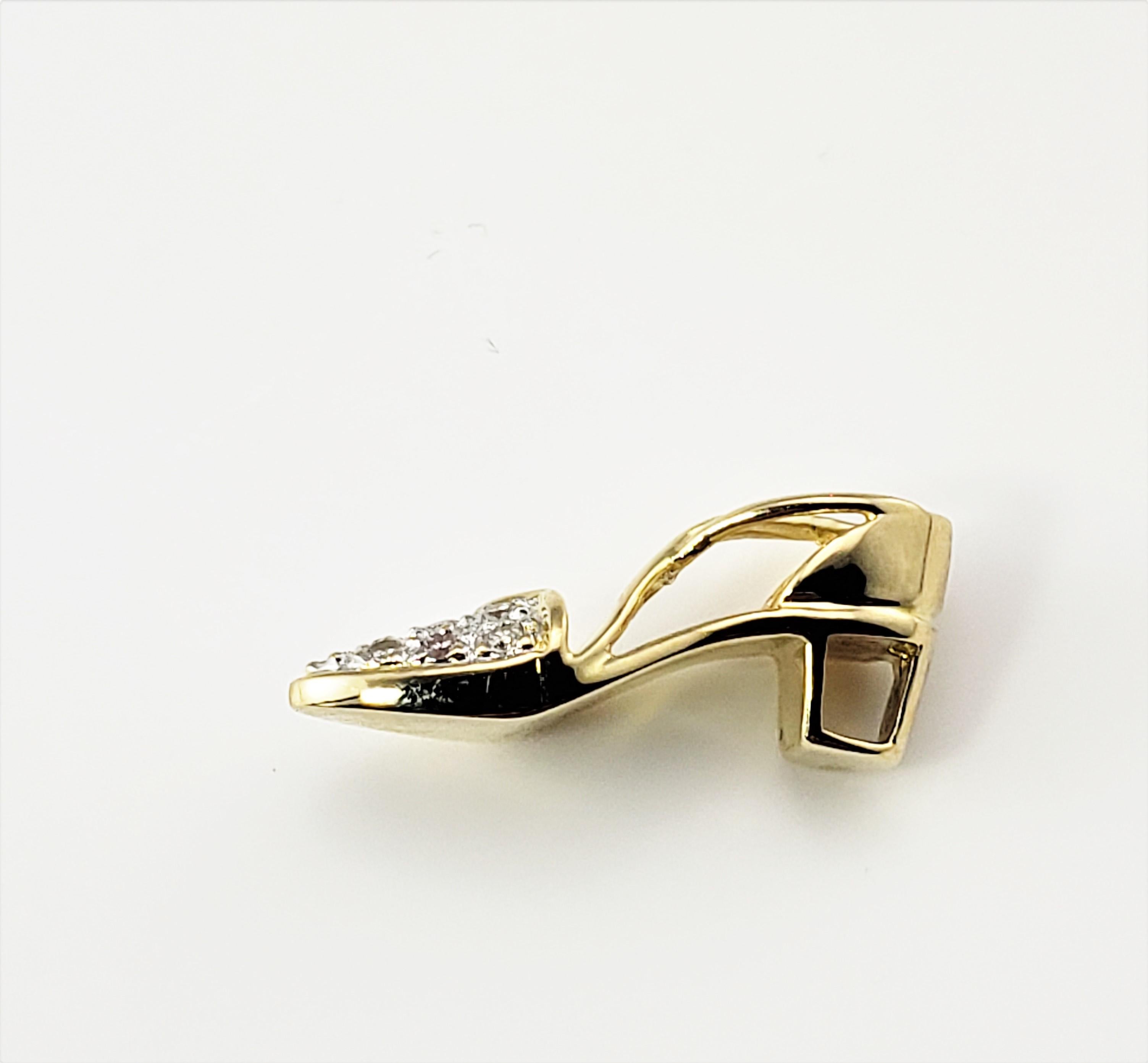 18 Karat Yellow Gold and Diamond High Heel Charm In Good Condition In Washington Depot, CT