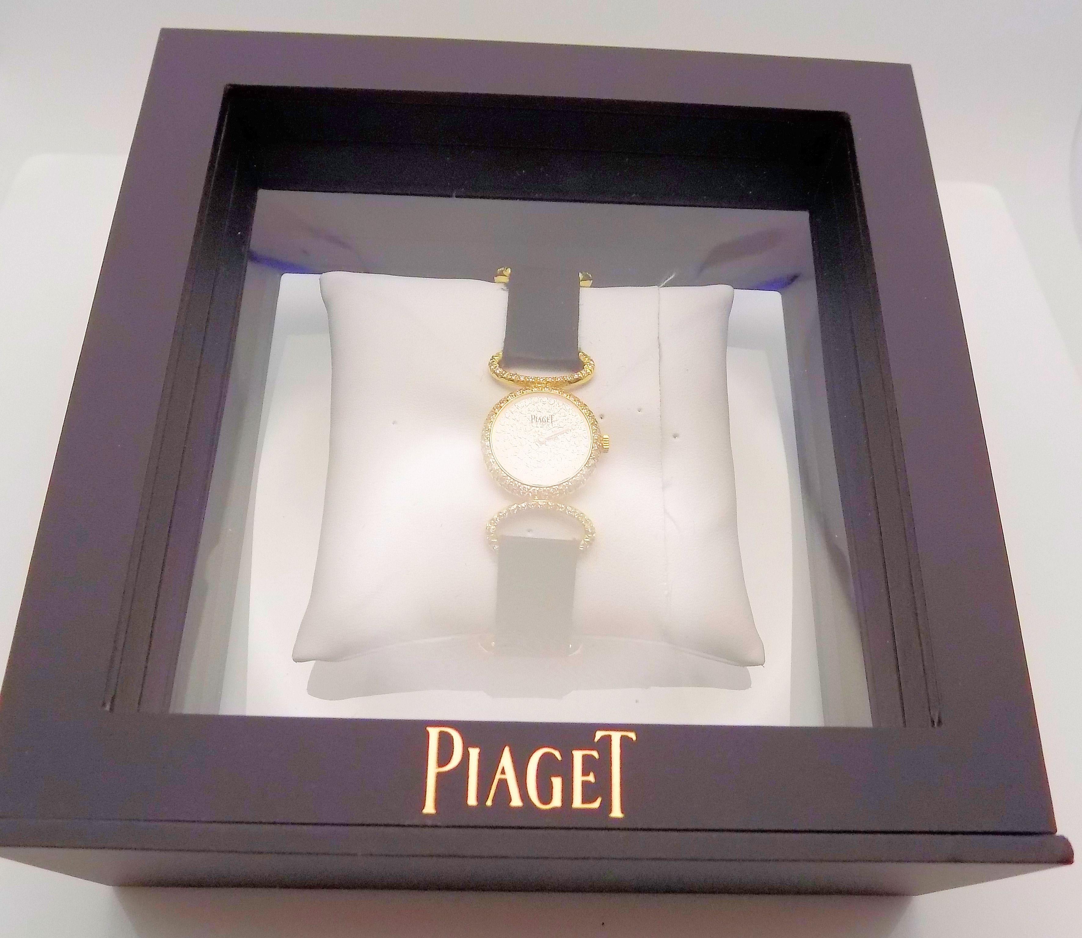 18 Karat Yellow Gold and Diamond Piaget Wristwatch For Sale 2