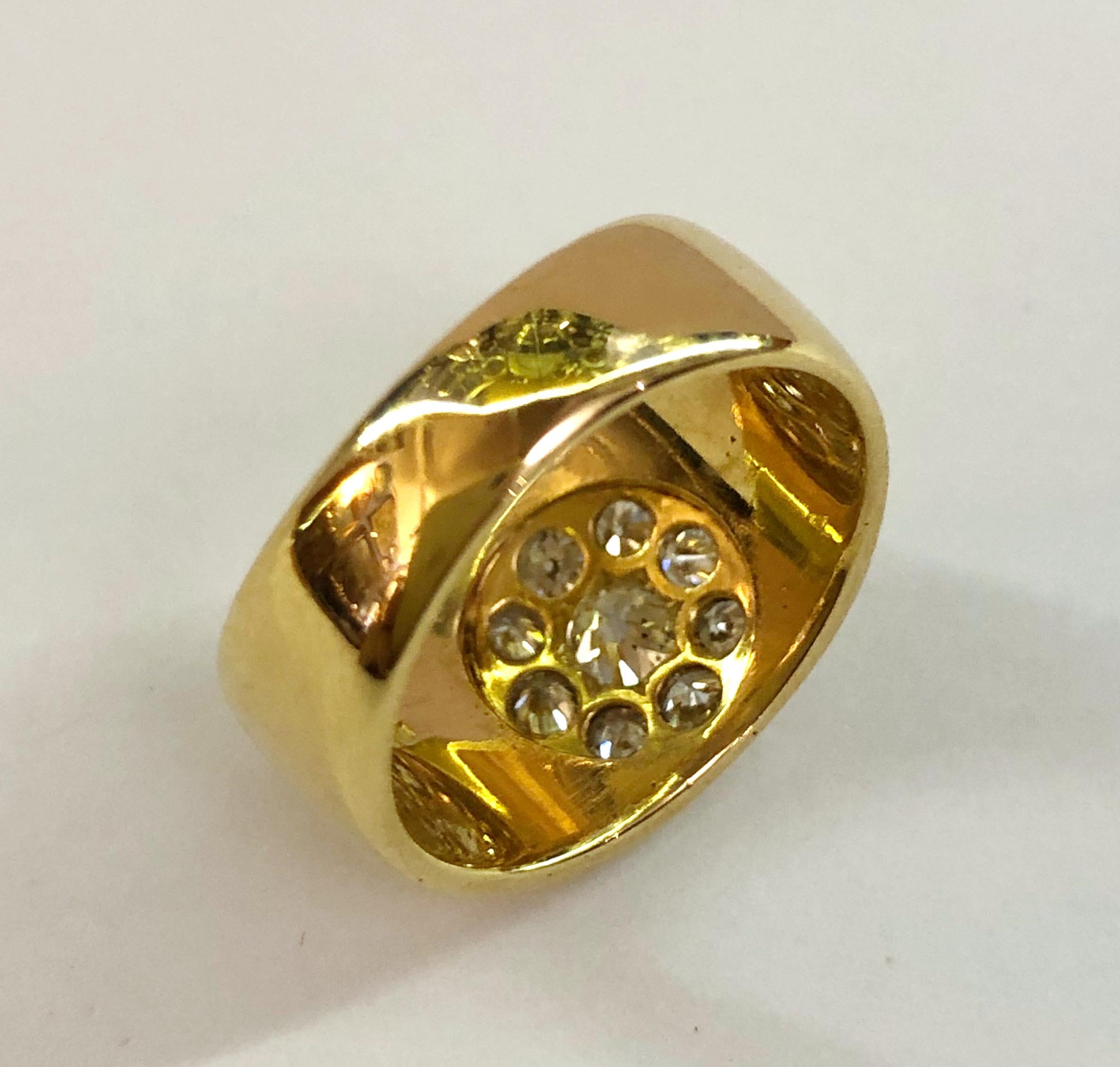 Women's or Men's 18 Karat Yellow Gold and Diamond Ring