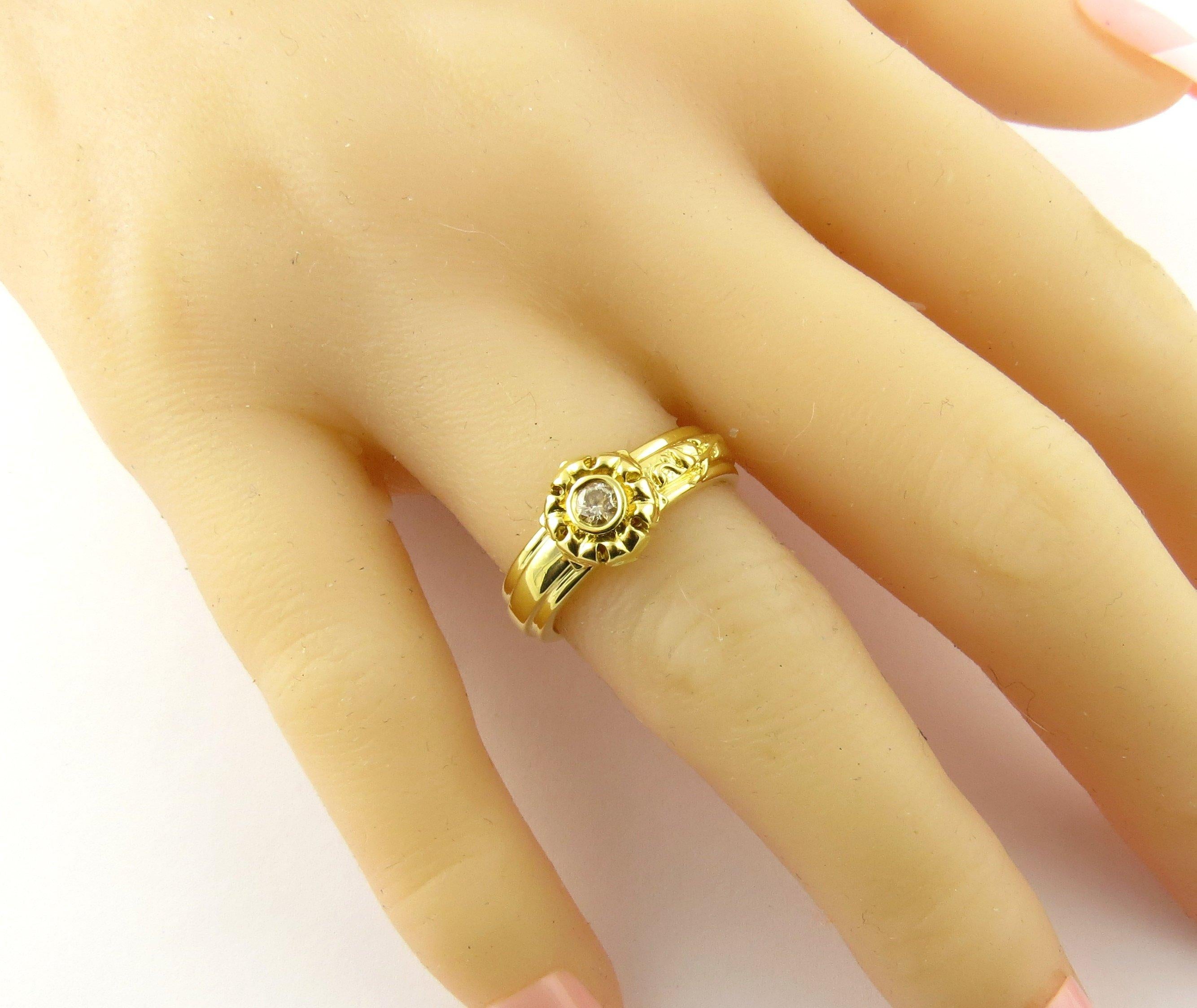 18 Karat Yellow Gold and Diamond Ring 2